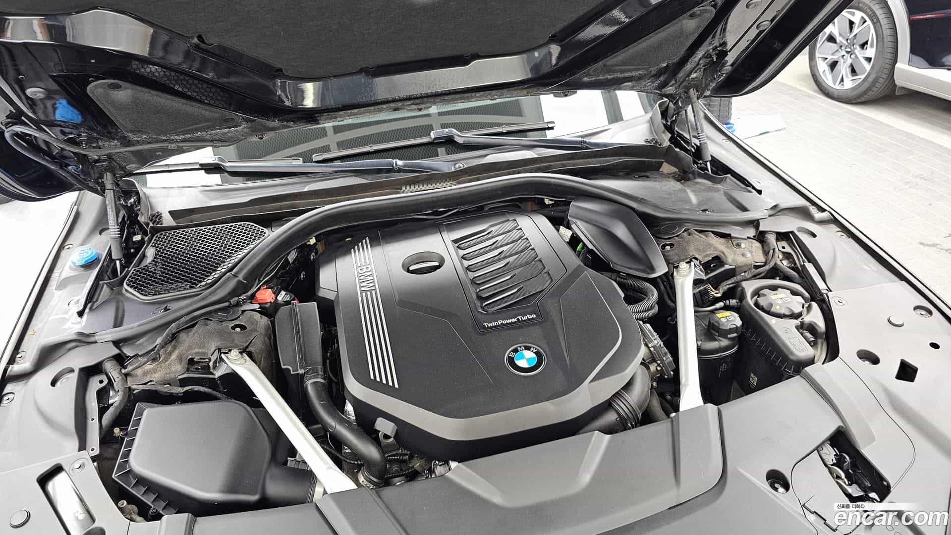 7-Series BMW 2022.4-OUTER-006