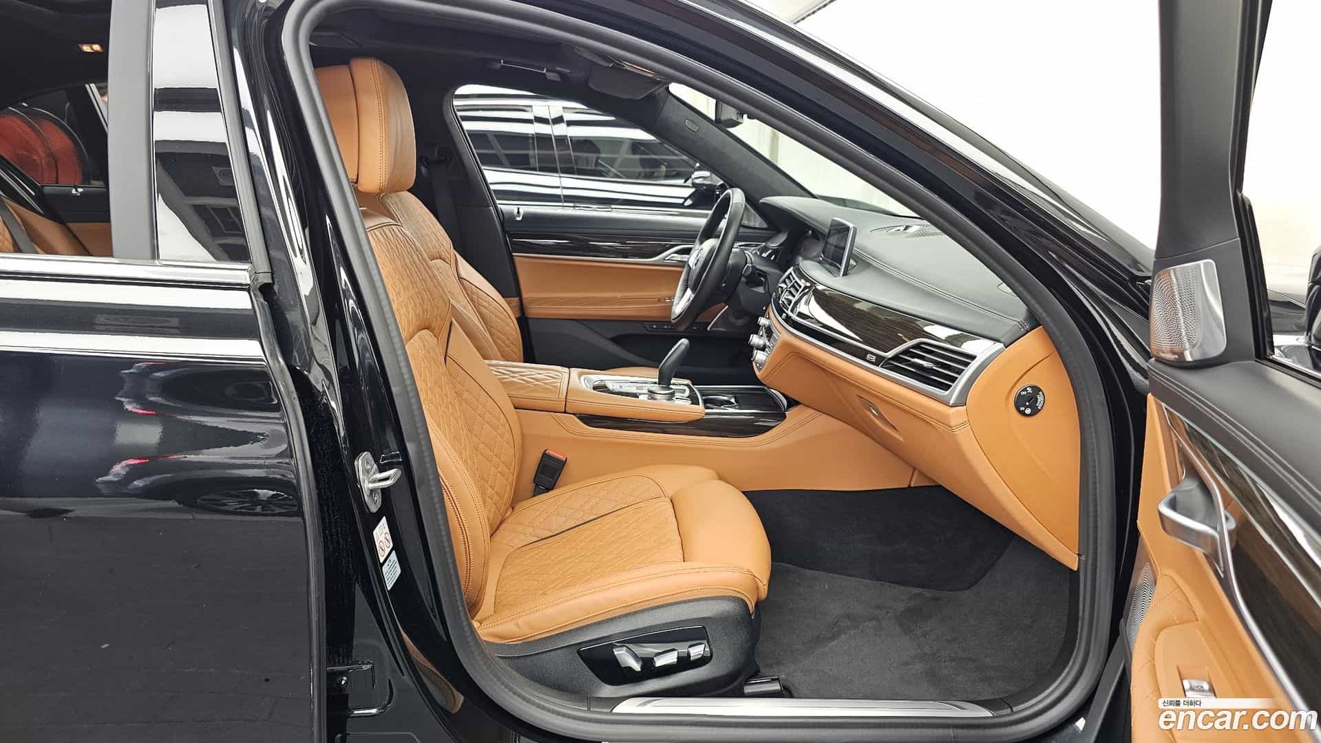 7-Series BMW 2022.4-OPTION-015