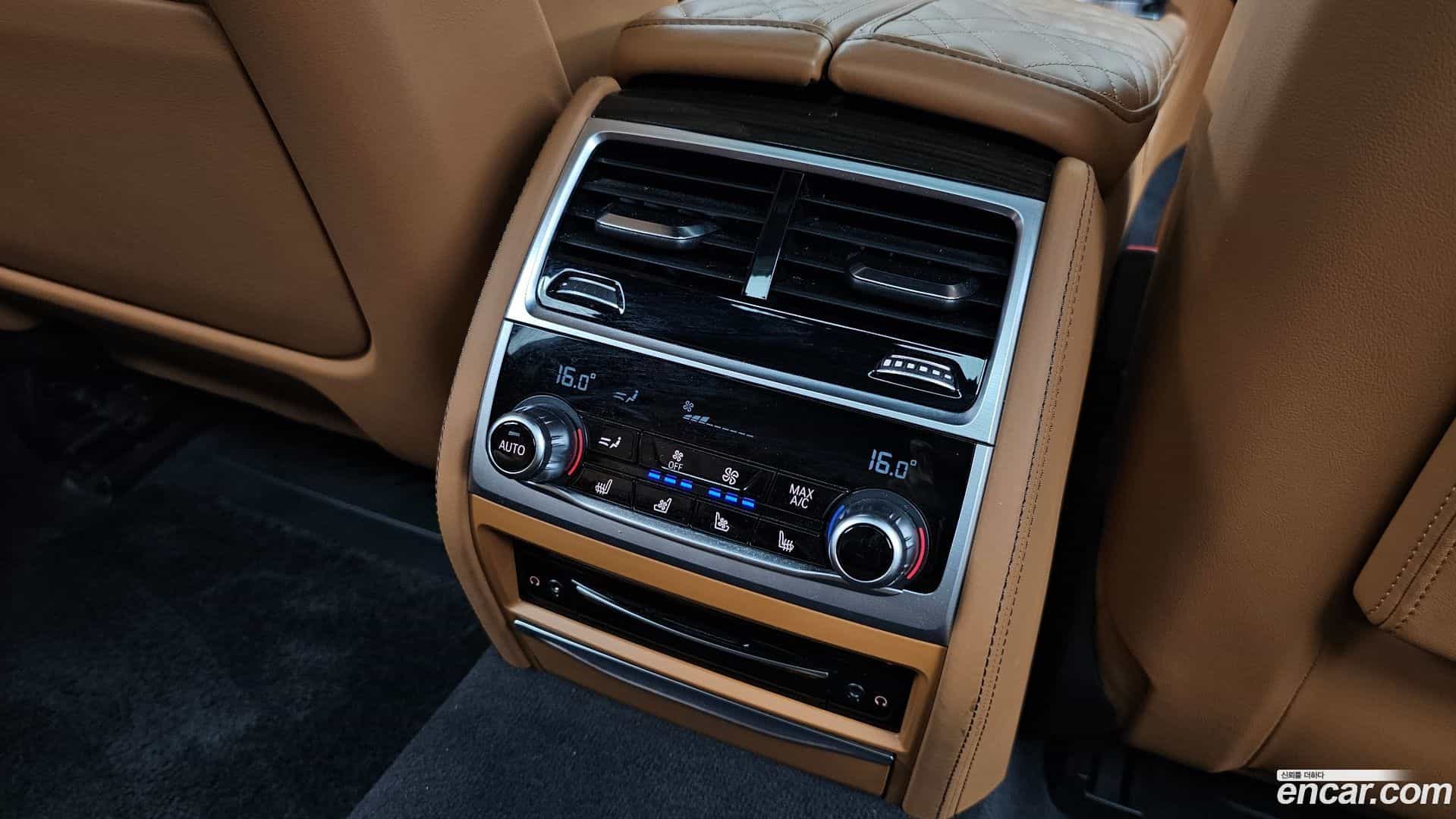7-Series BMW 2022.4-OPTION-044