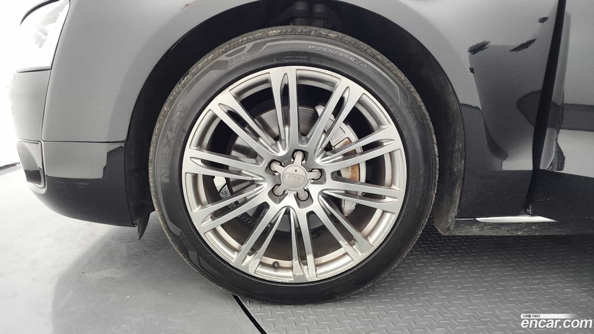 A8 Audi 2012.6-OUTER-005