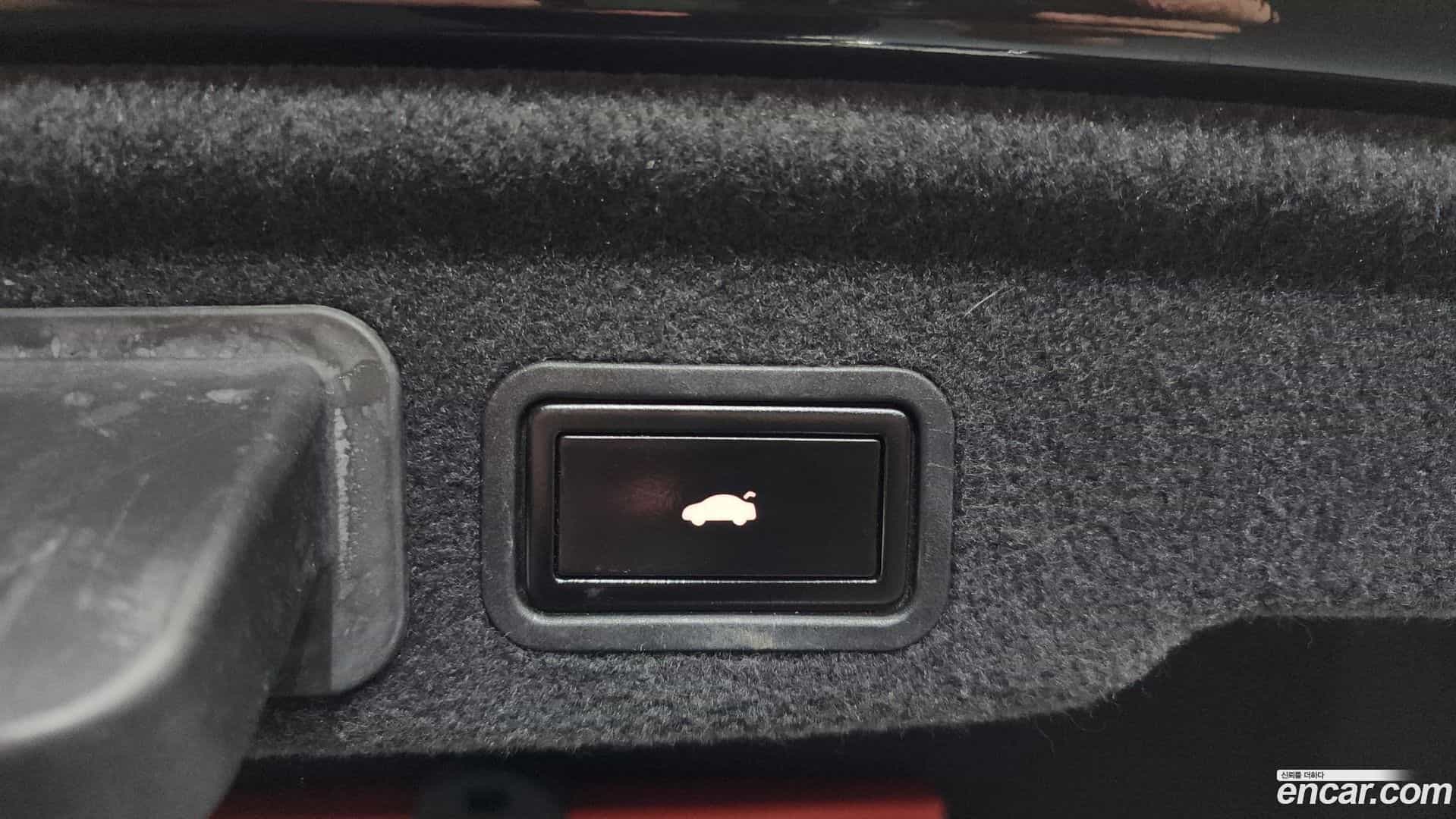 A8 Audi 2012.6-OPTION-021