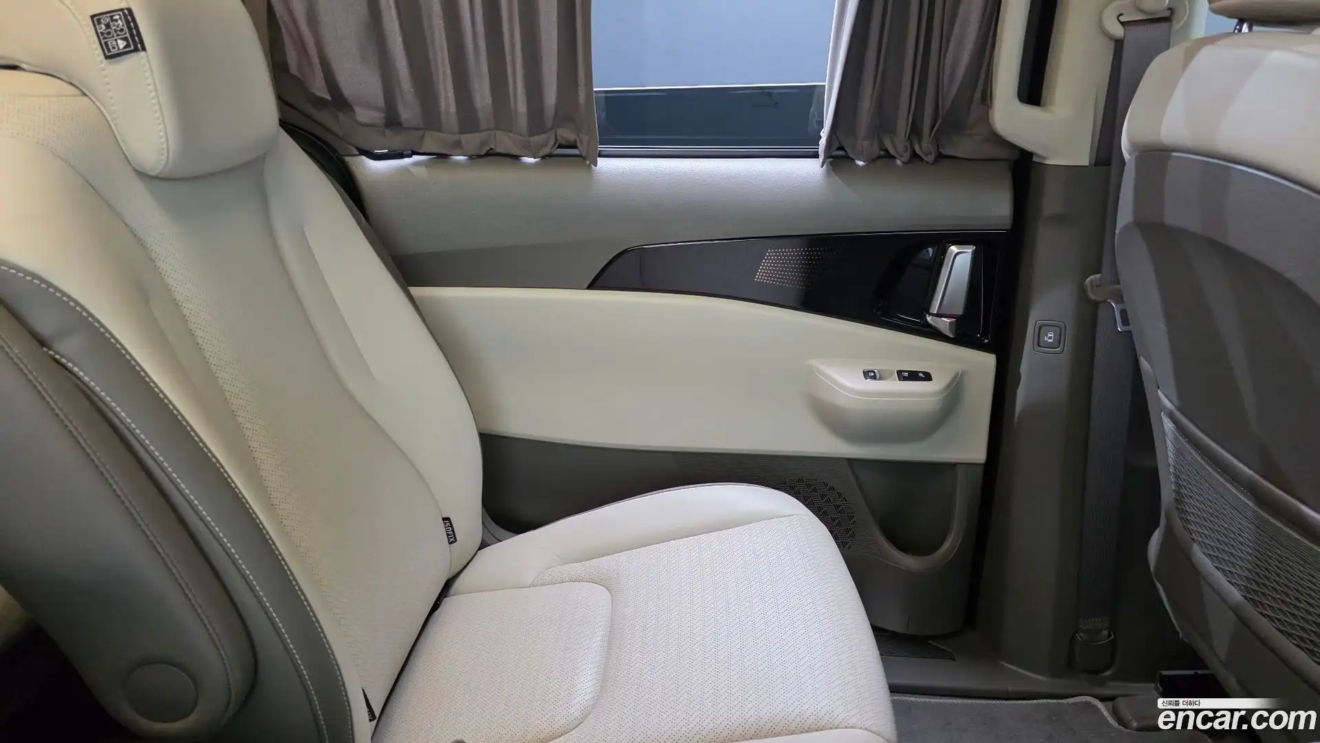 Canival Kia 2025.4-INNER-035