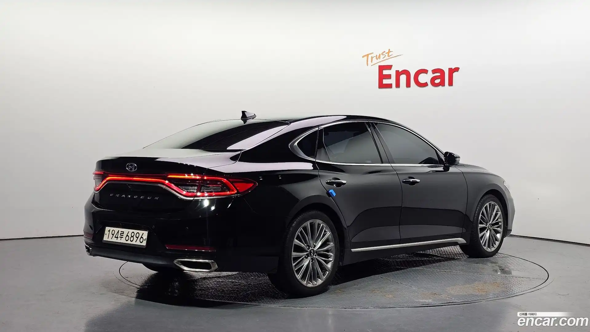 Grandeur Hyundai 2017.5-OUTER-002