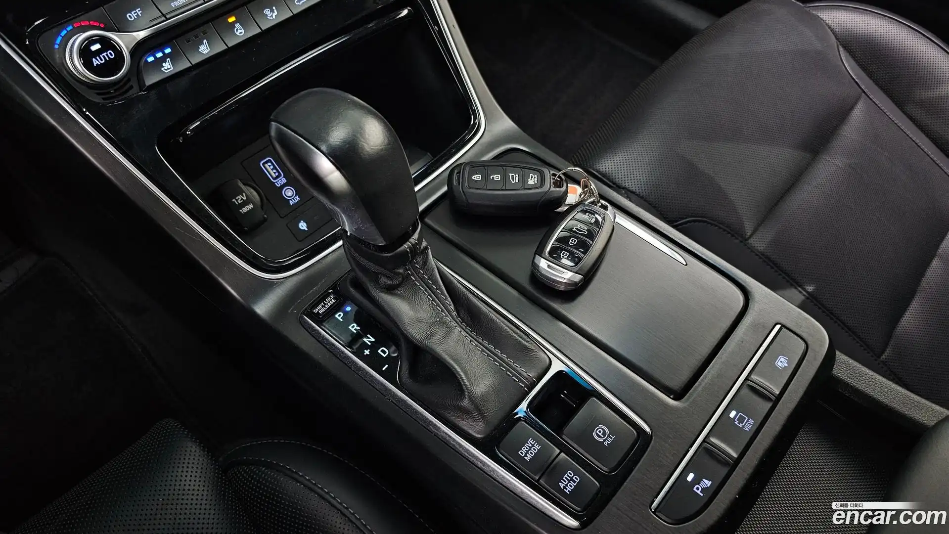 Grandeur Hyundai 2017.5-INNER-009