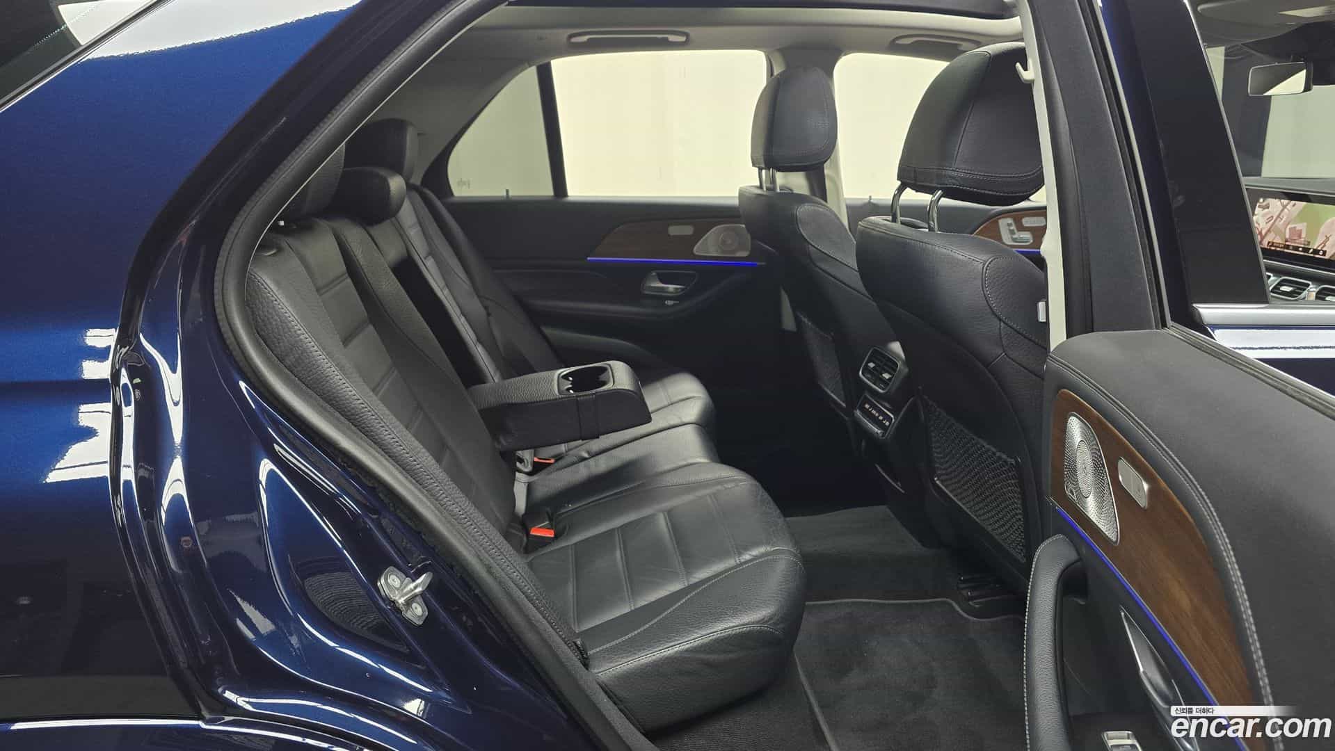 GLE-Class Mercedes-Benz 2021.3-OPTION-015