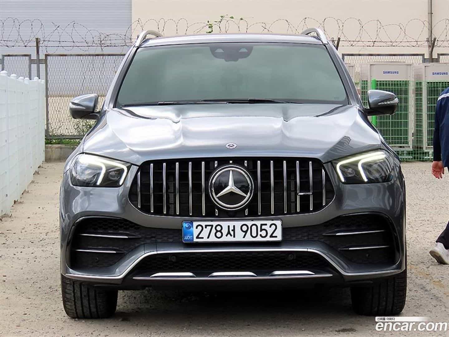 GLE-Class Mercedes-Benz 2023.7-OUTER-001