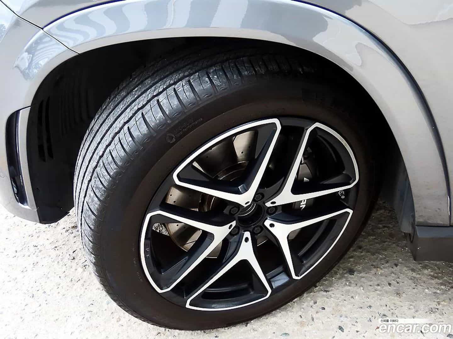 GLE-Class Mercedes-Benz 2023.7-OPTION-024
