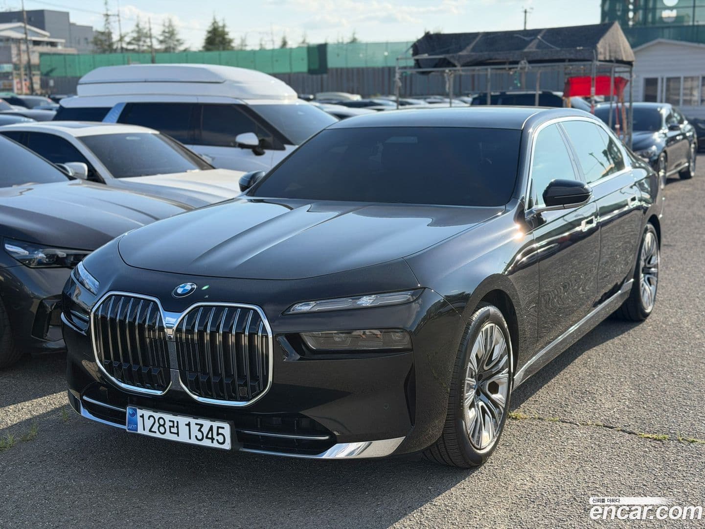 Main__Slider__Photo:7-Series BMW 2023.9-0