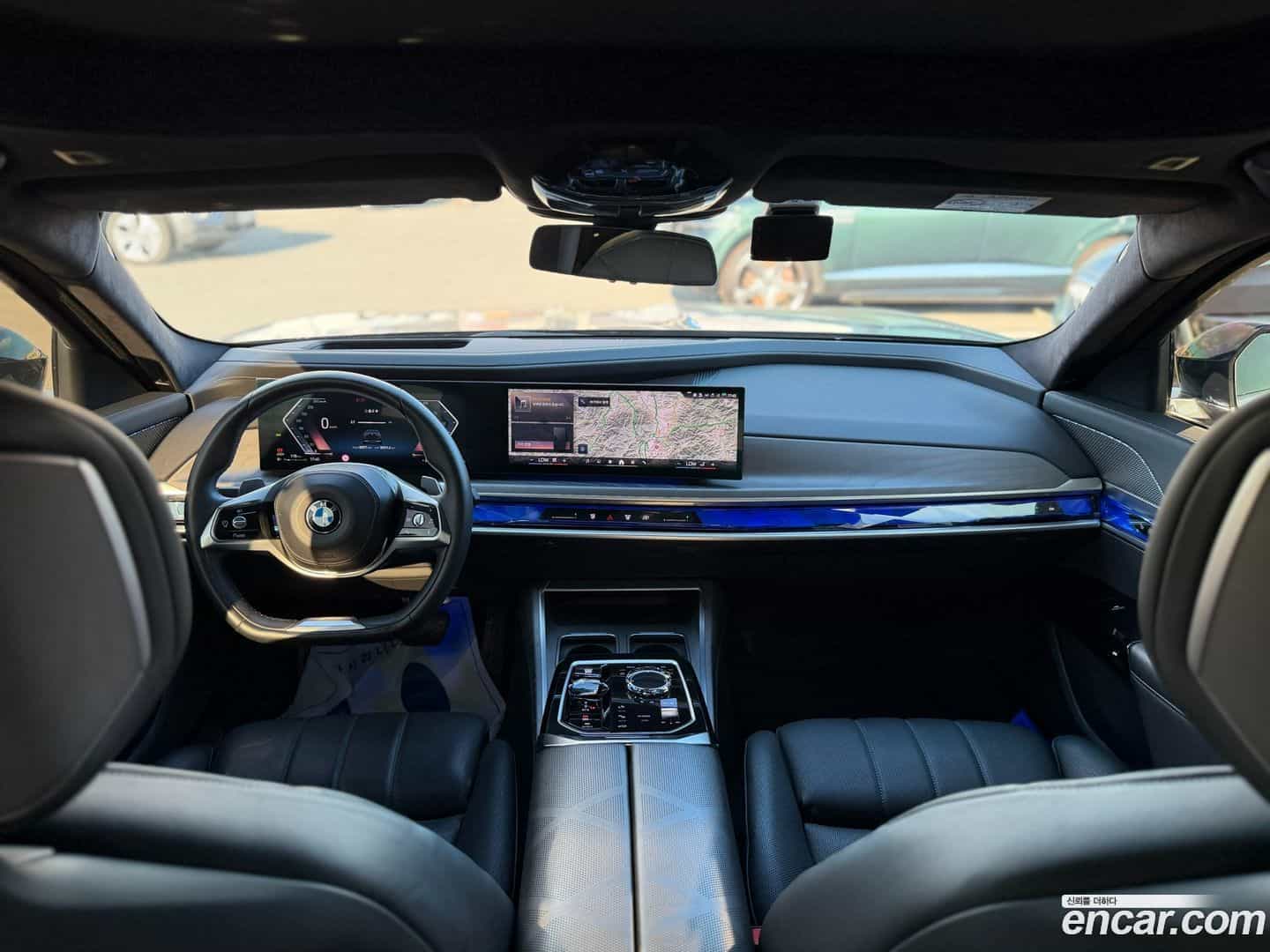 7-Series BMW 2023.9-INNER-007