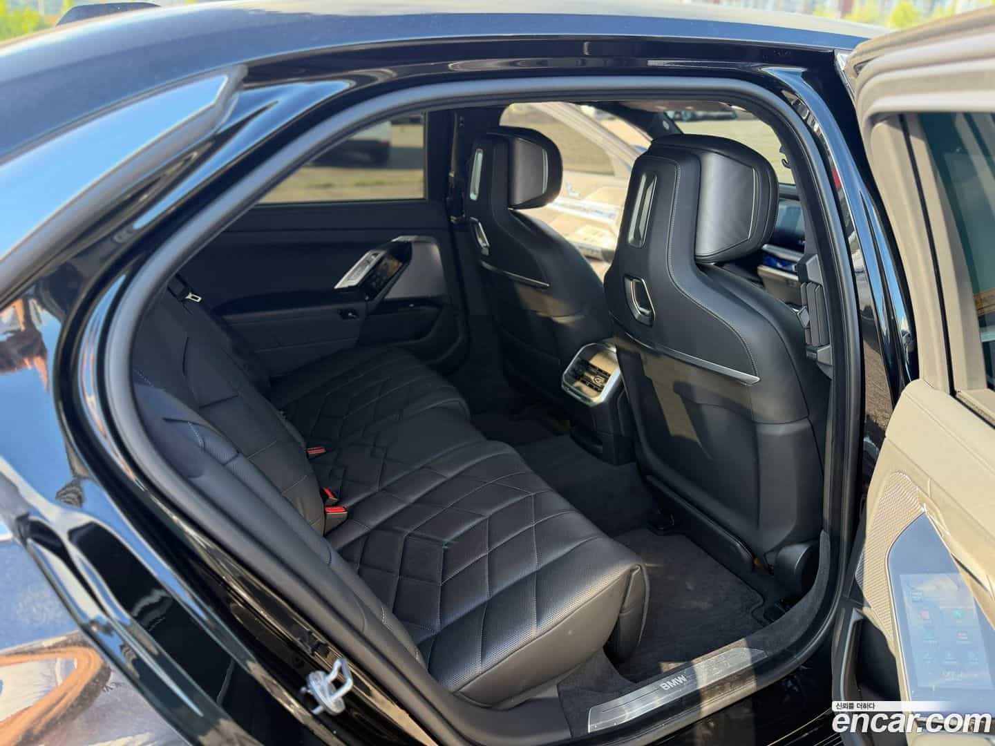 7-Series BMW 2023.9-OPTION-015