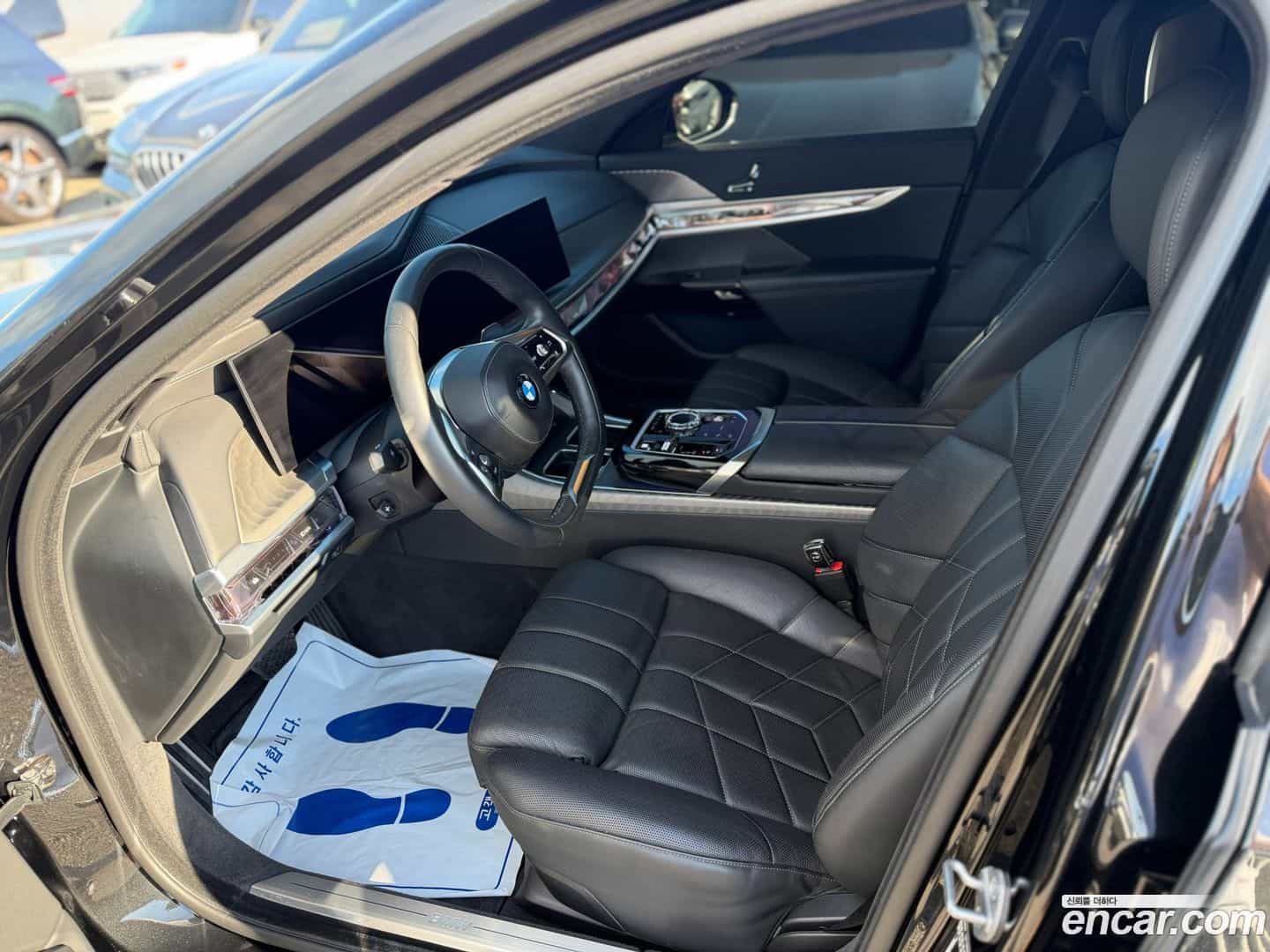 7-Series BMW 2023.9-OPTION-016