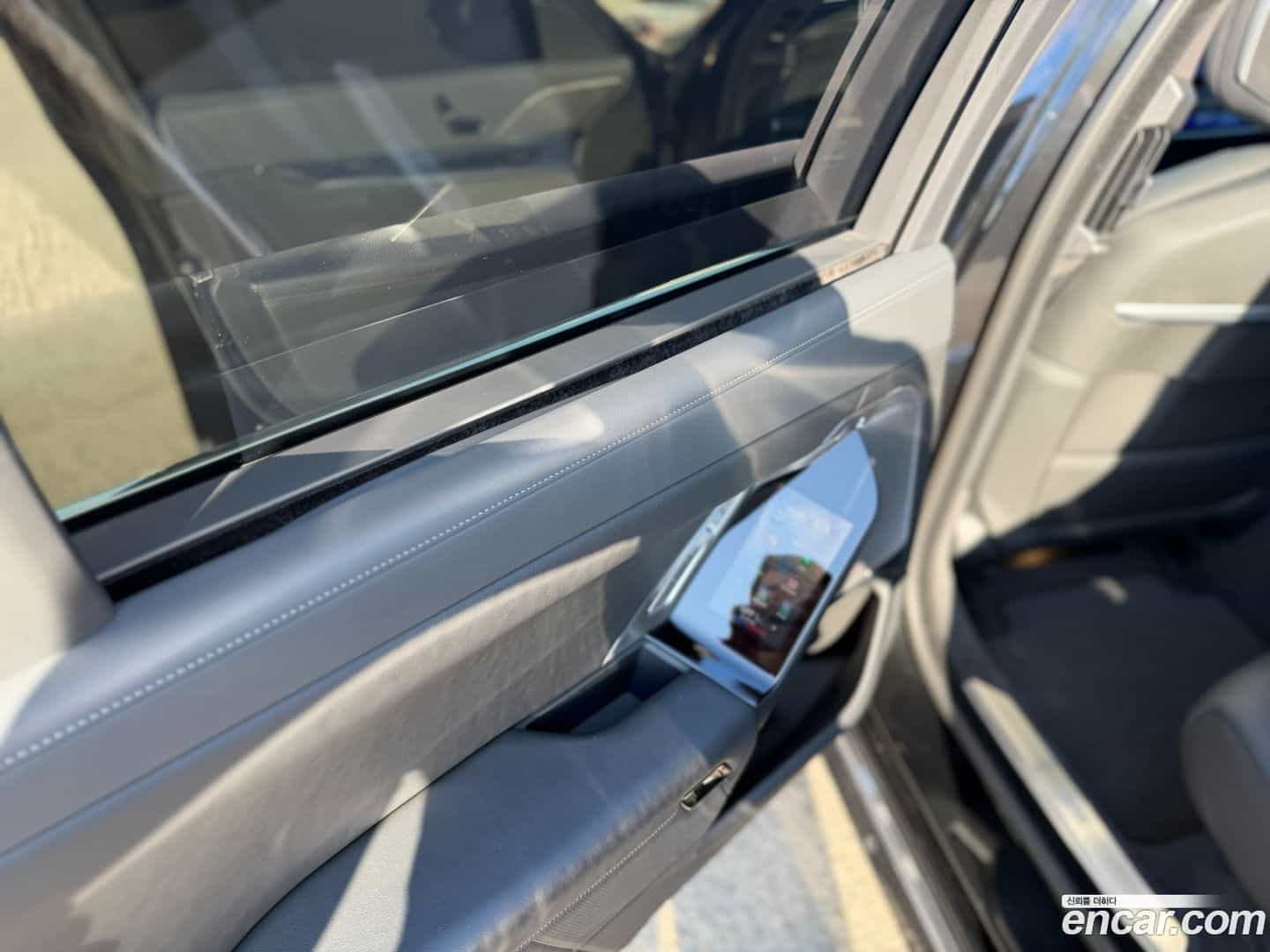 7-Series BMW 2023.9-OPTION-024