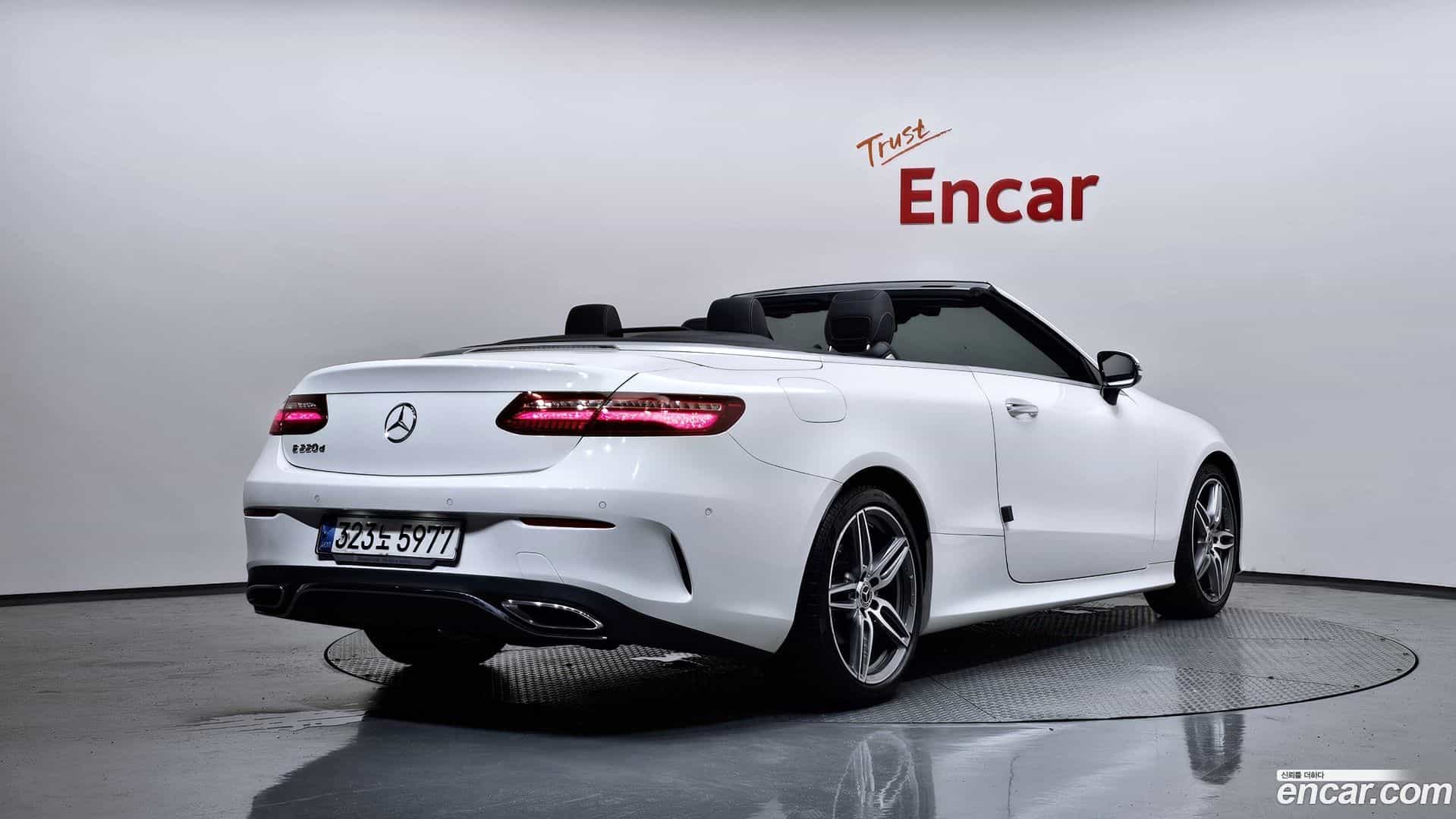 E-Class Mercedes-Benz 2020.7-OUTER-002