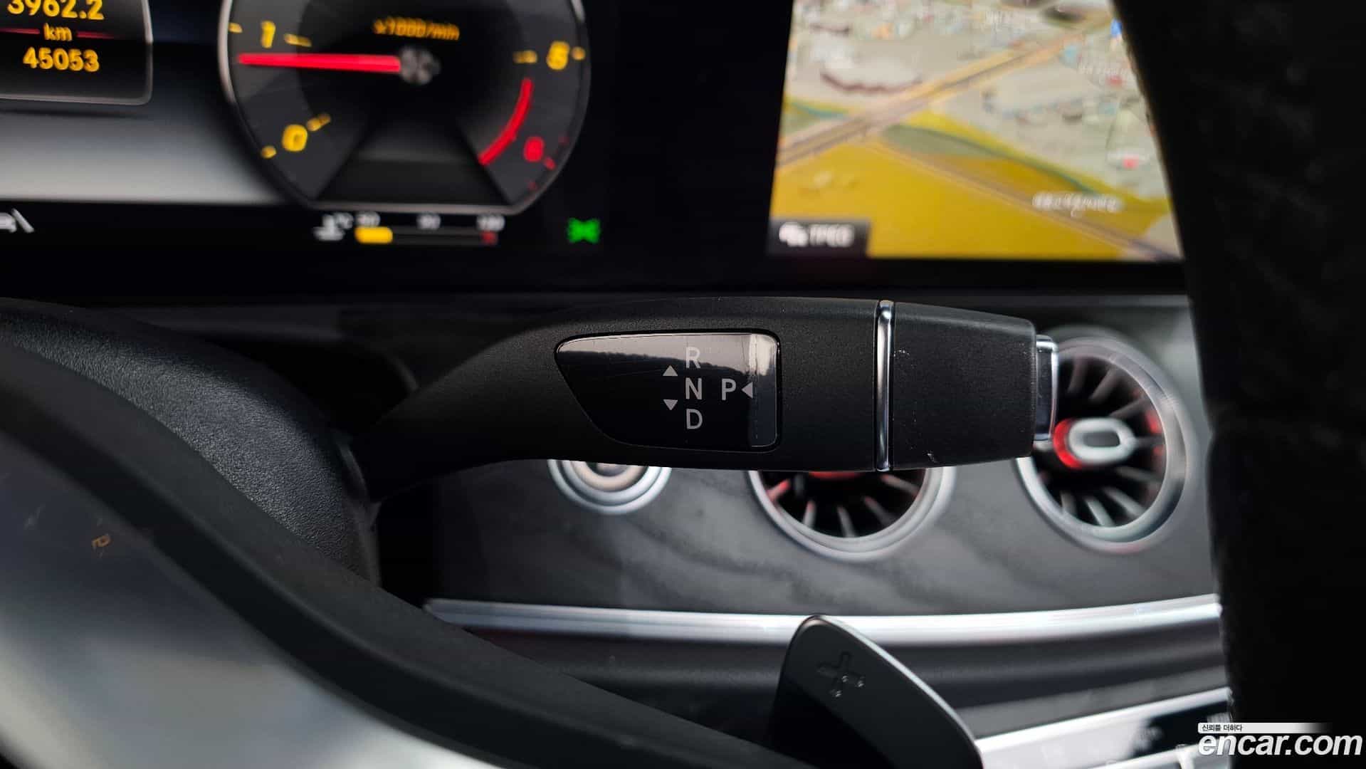 E-Class Mercedes-Benz 2020.7-INNER-009