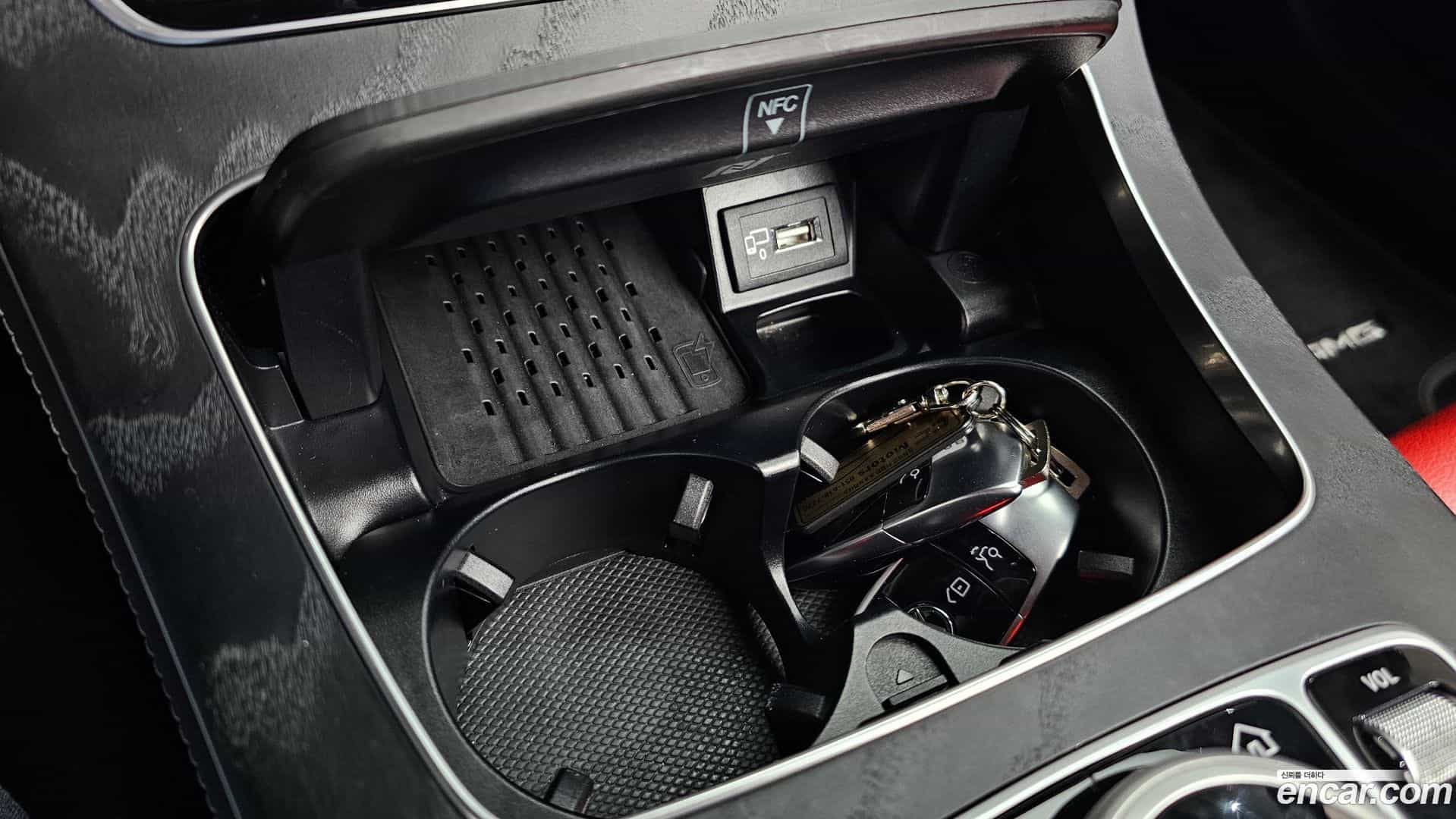 E-Class Mercedes-Benz 2020.7-OPTION-016