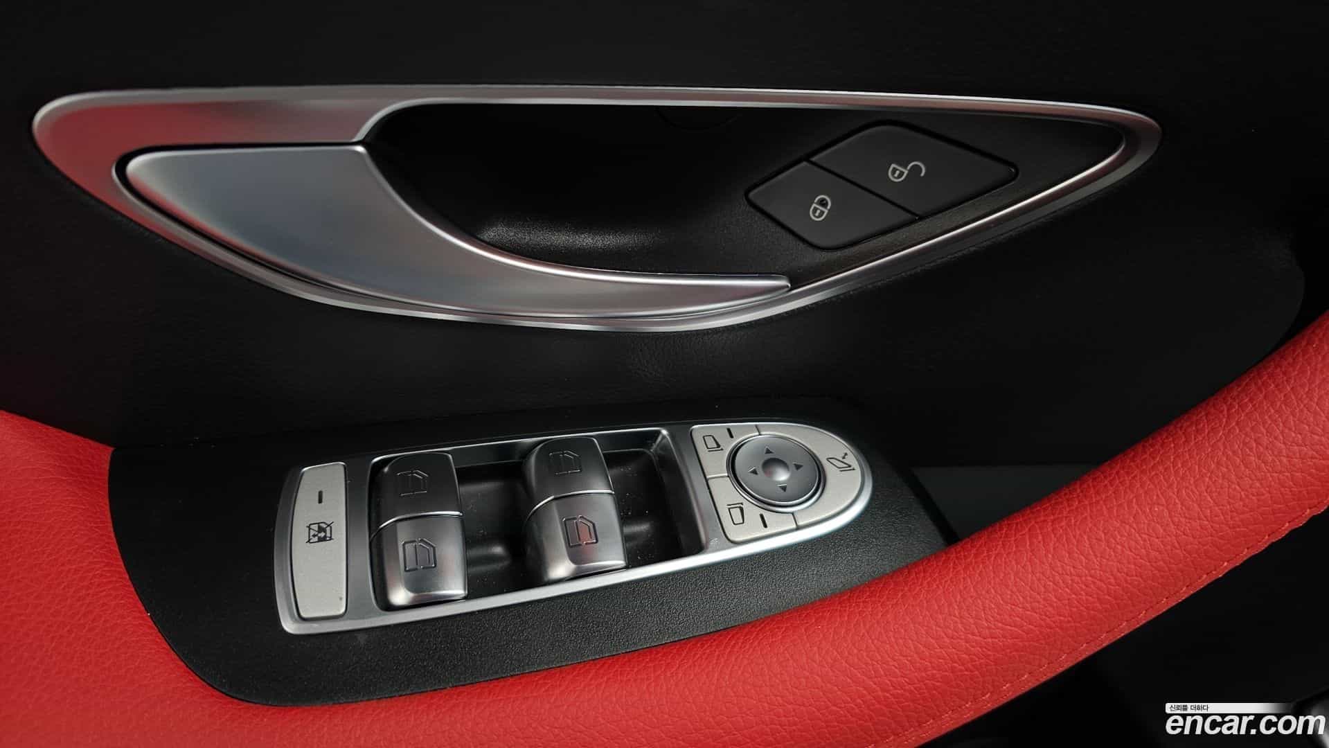 E-Class Mercedes-Benz 2020.7-OPTION-023