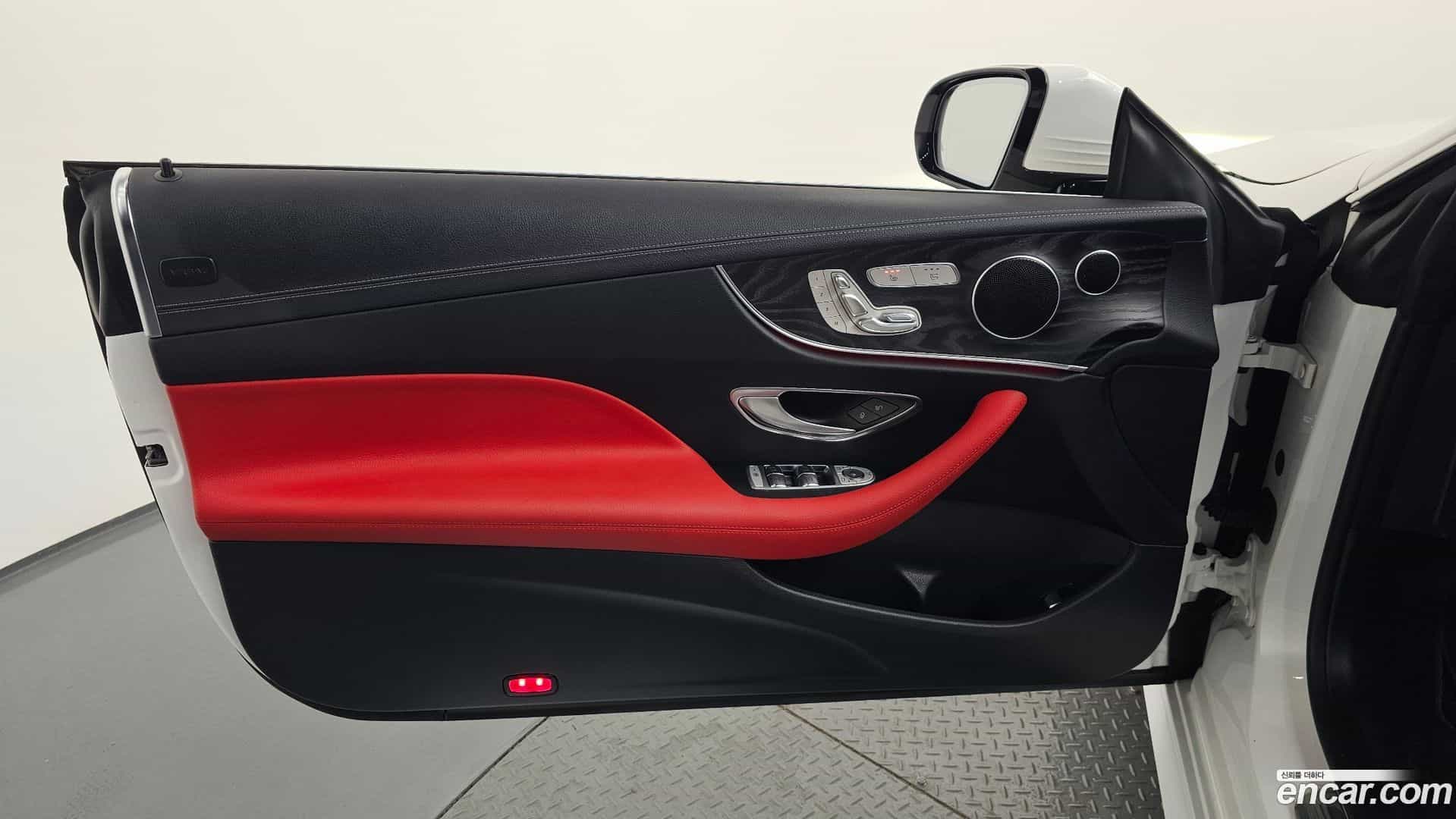 E-Class Mercedes-Benz 2020.7-INNER-035