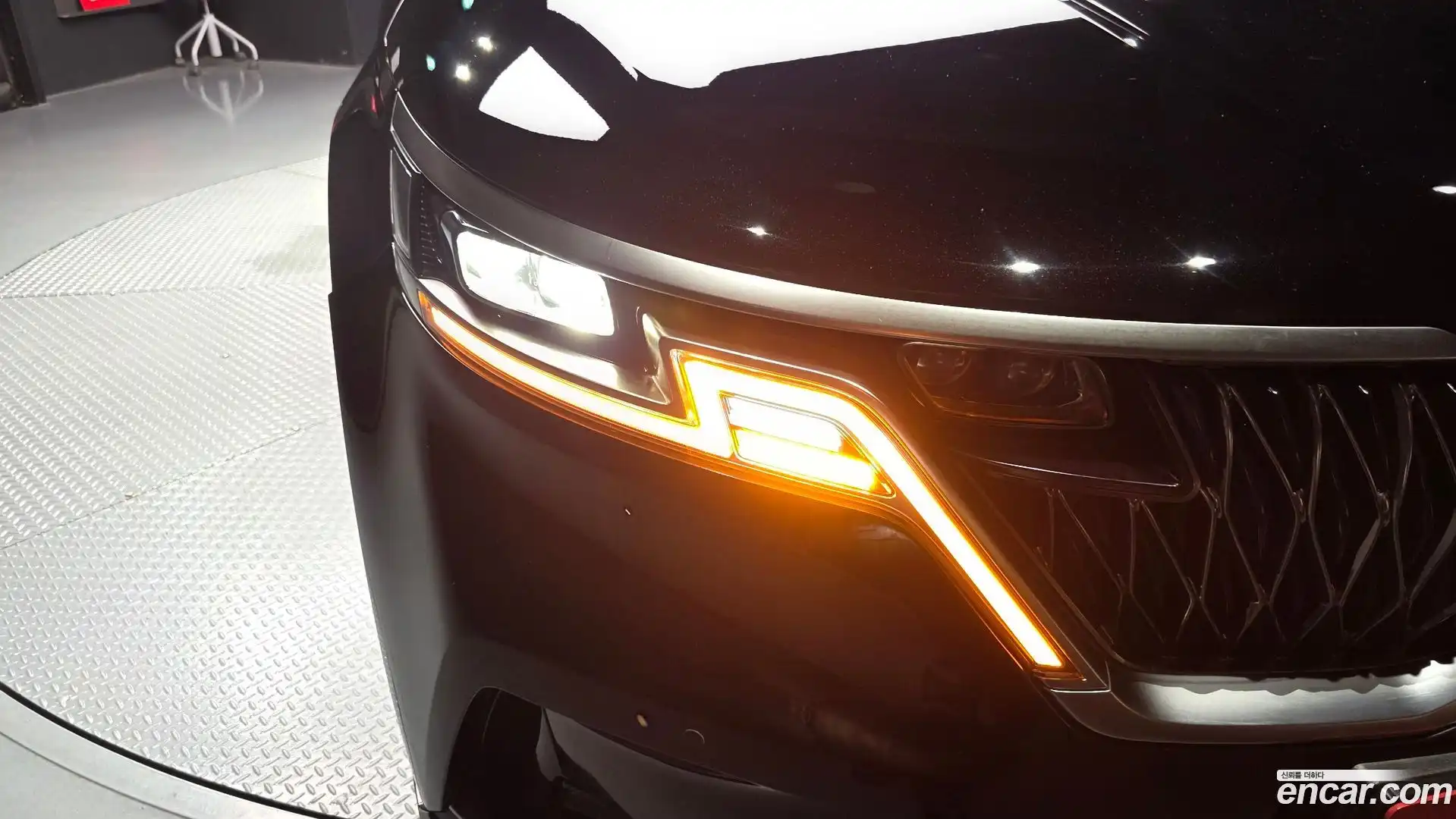 Canival Kia 2023.0-OUTER-032