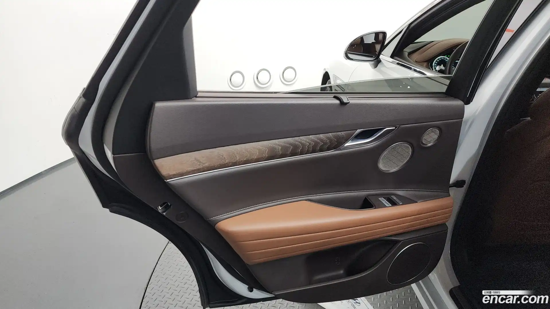 G80 Genesis 2021.5-INNER-035