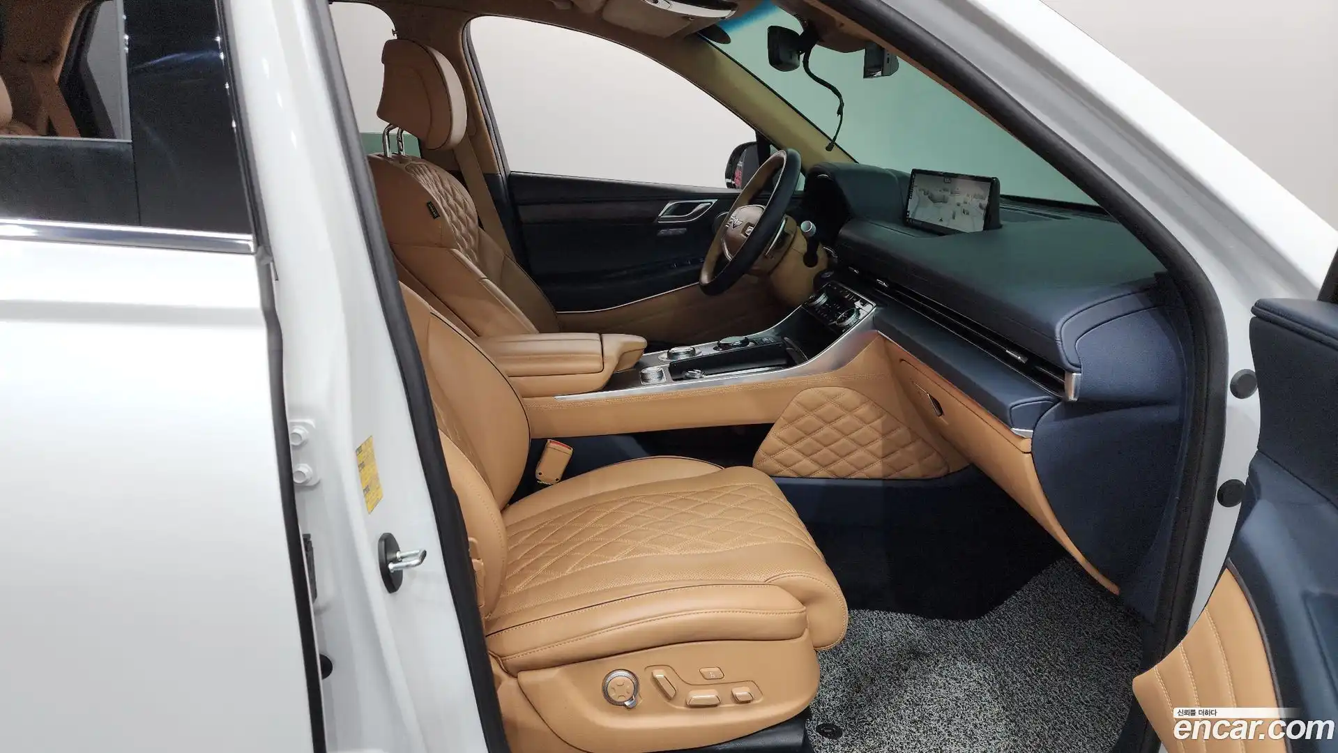 GV80 Genesis 2023.3-INNER-036