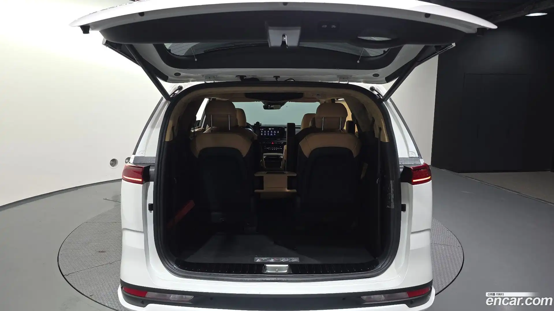 Canival Kia 2022.10-OPTION-024