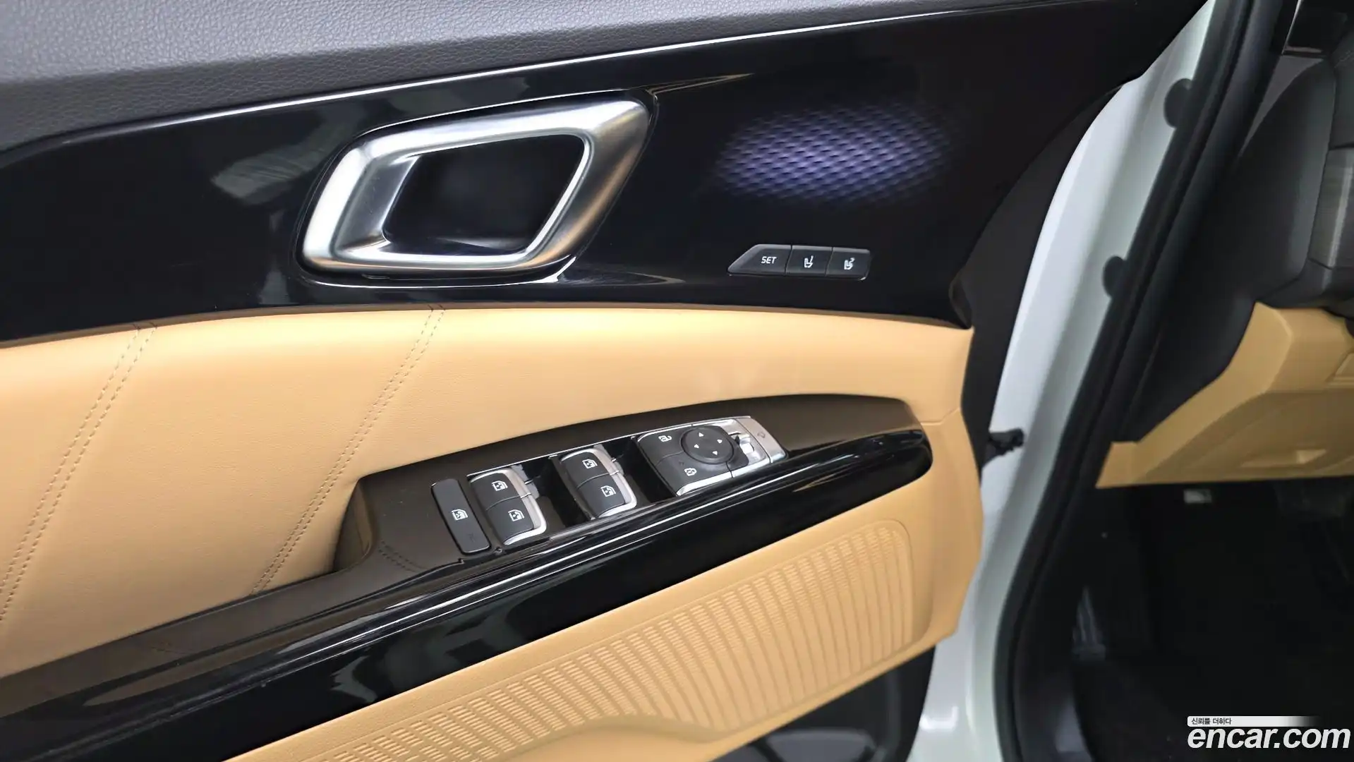 Canival Kia 2022.10-OPTION-043