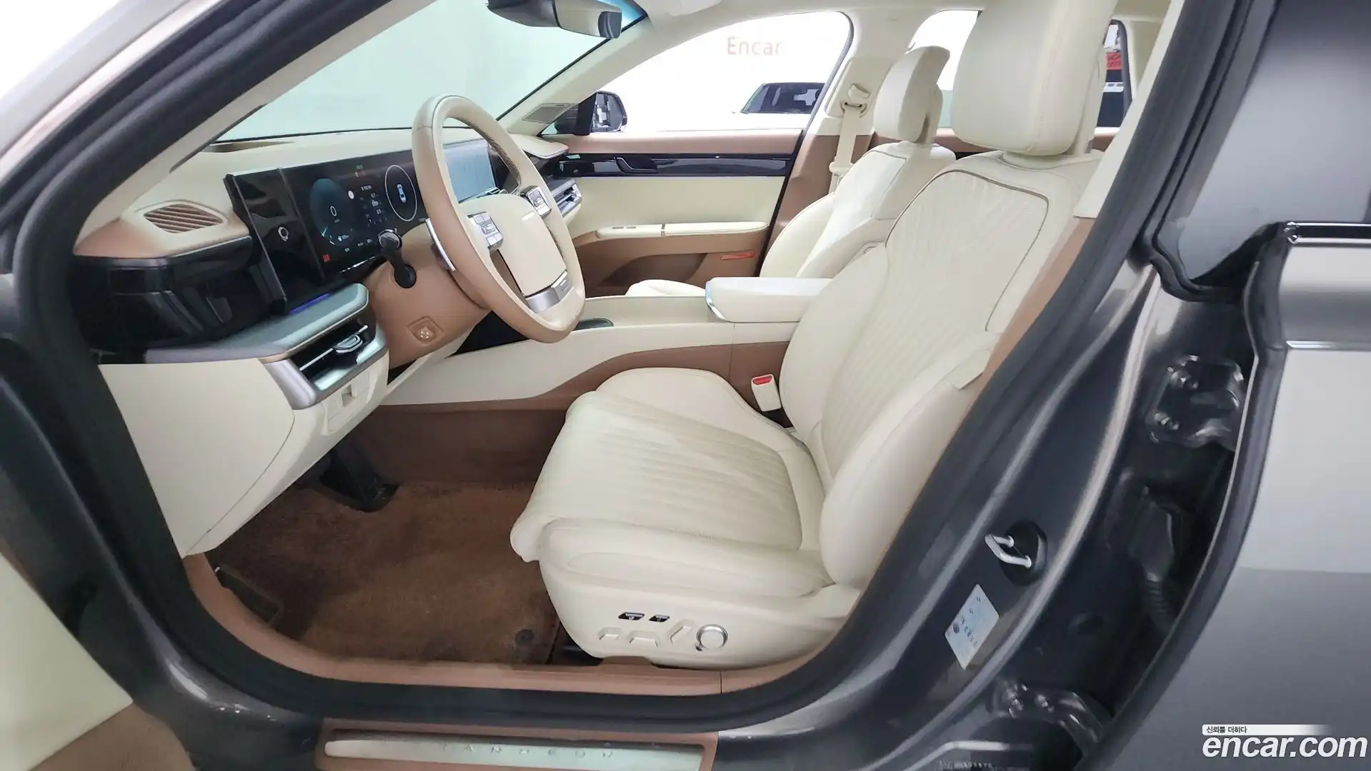 Grandeur Hyundai 2025.7-INNER-010