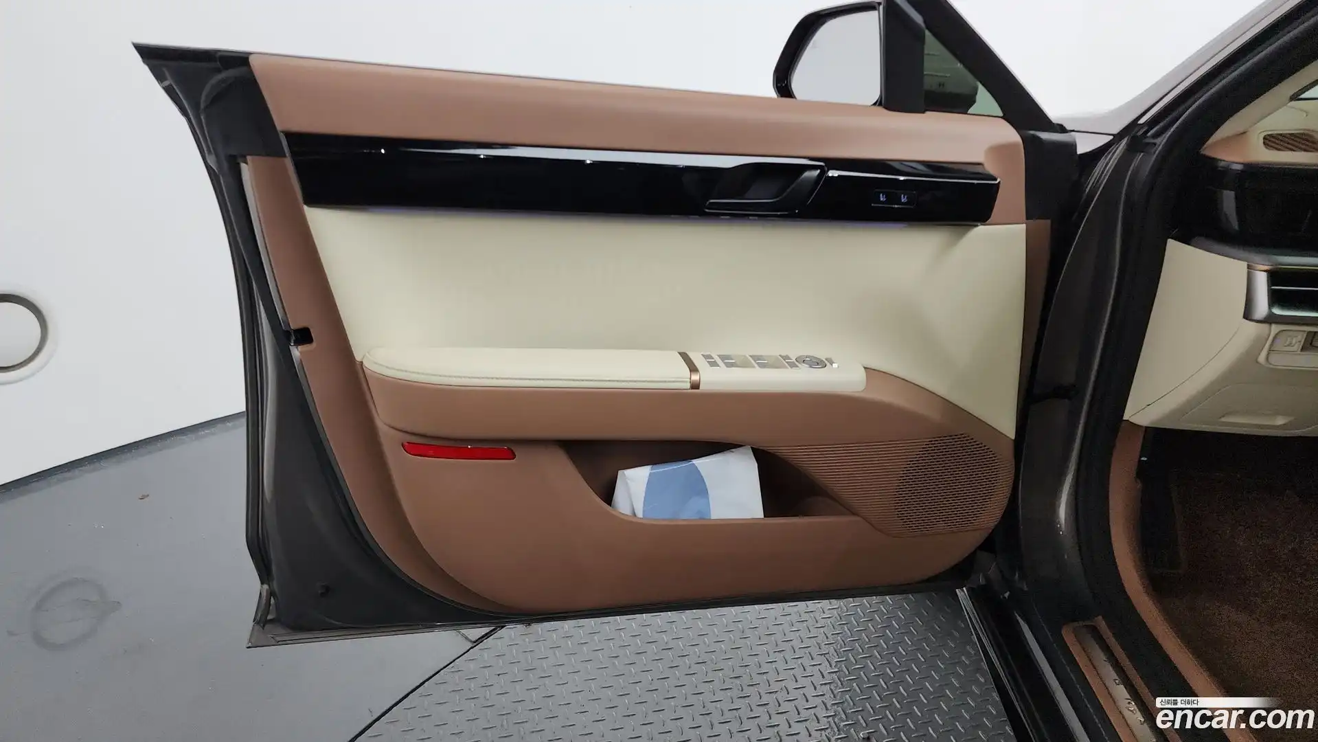Grandeur Hyundai 2025.7-INNER-034