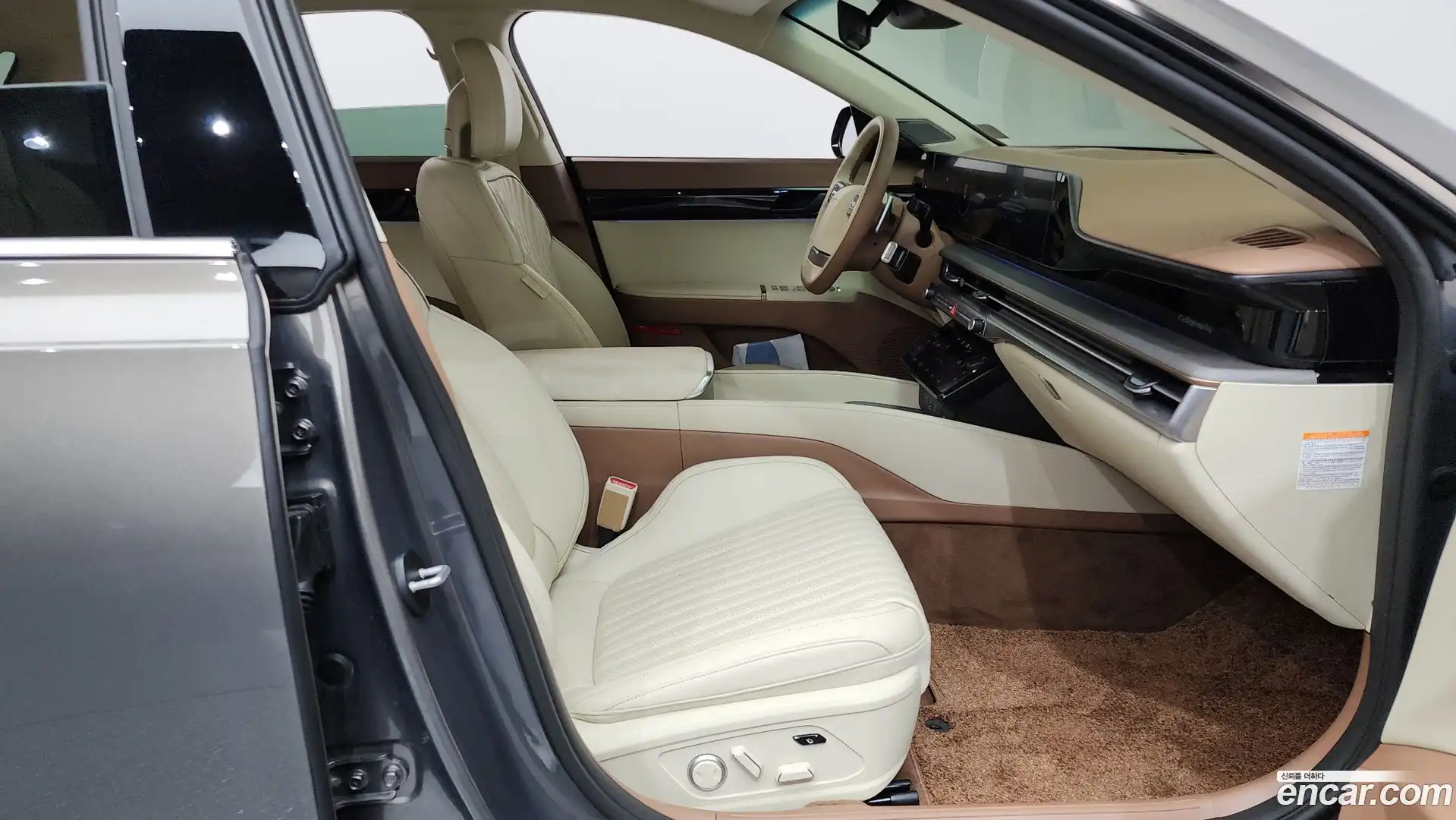 Grandeur Hyundai 2025.7-INNER-036