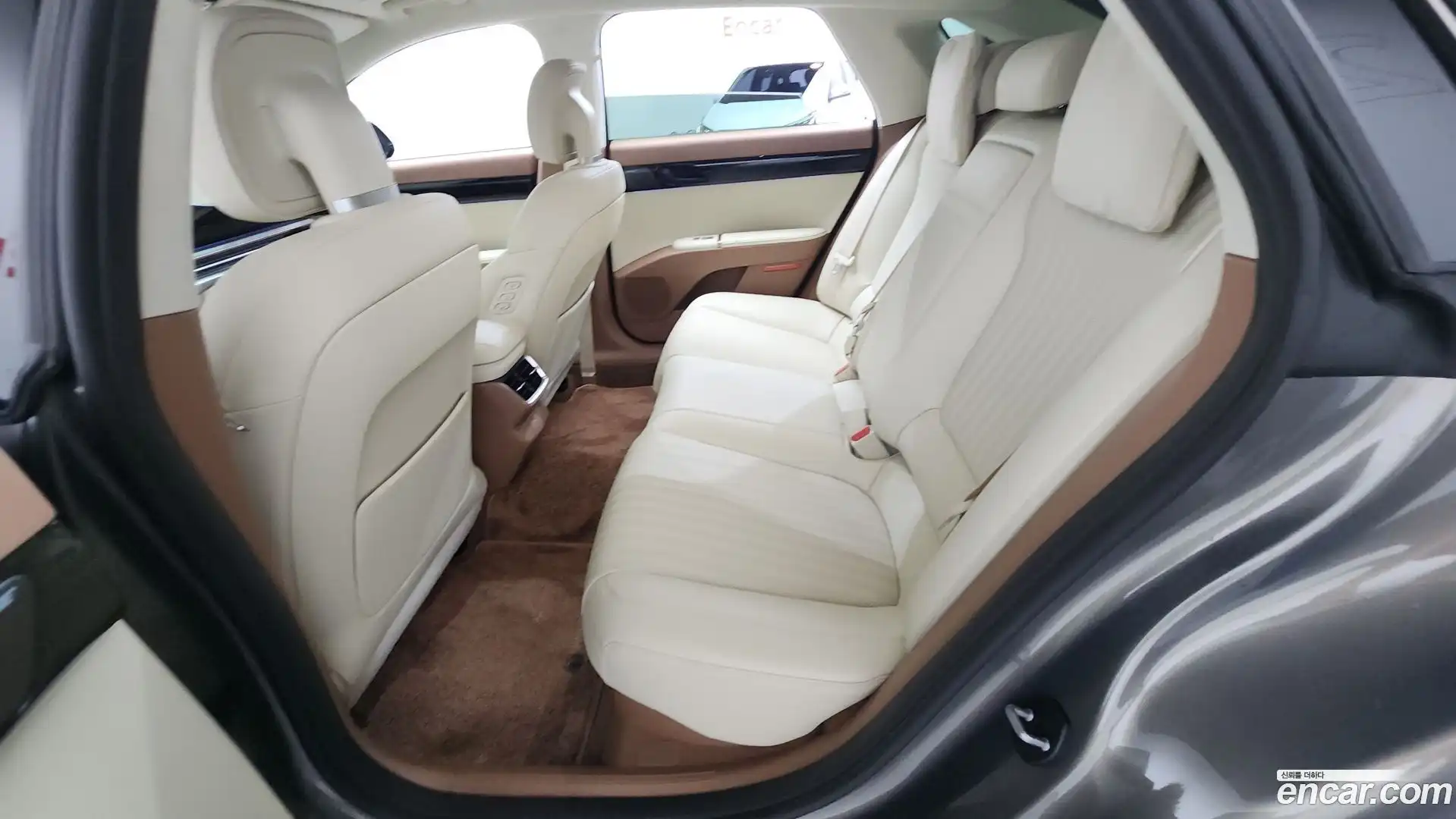Grandeur Hyundai 2025.7-OPTION-040