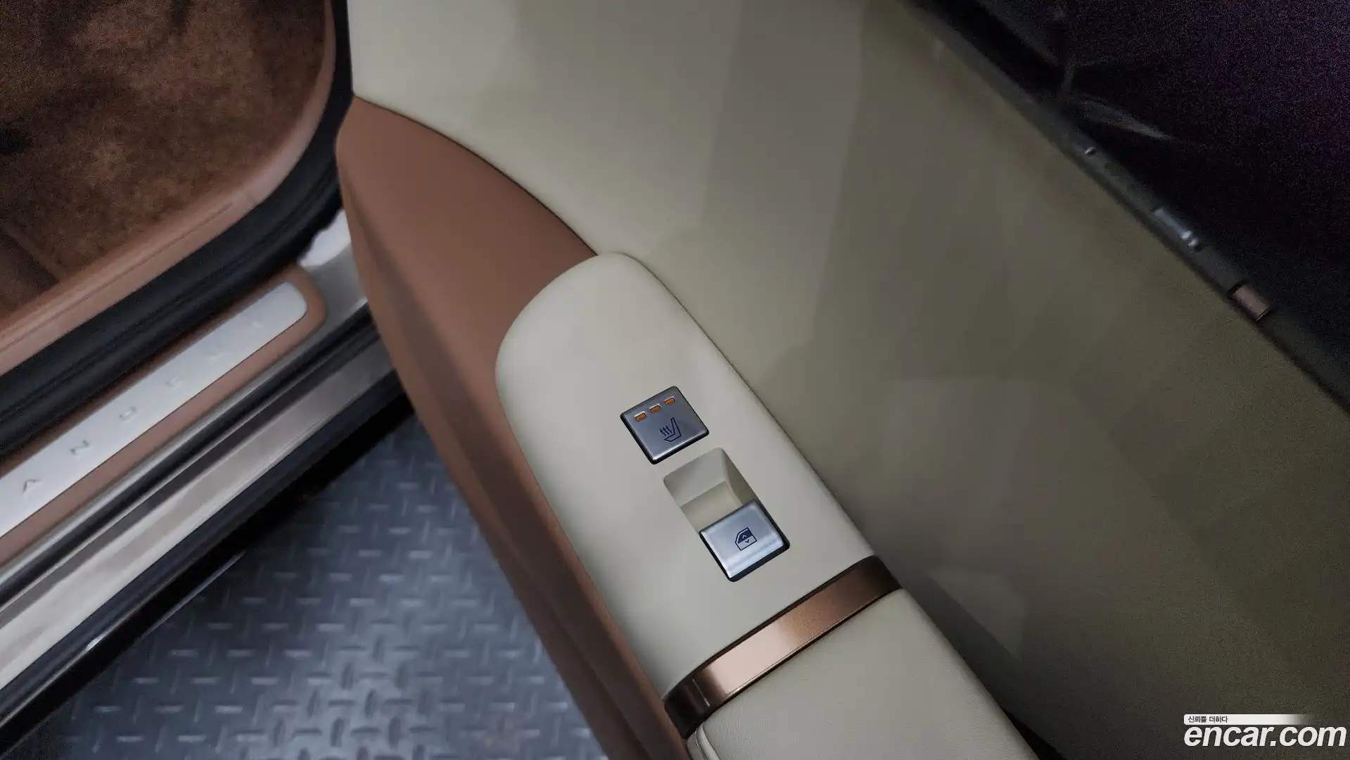 Grandeur Hyundai 2025.7-OPTION-042