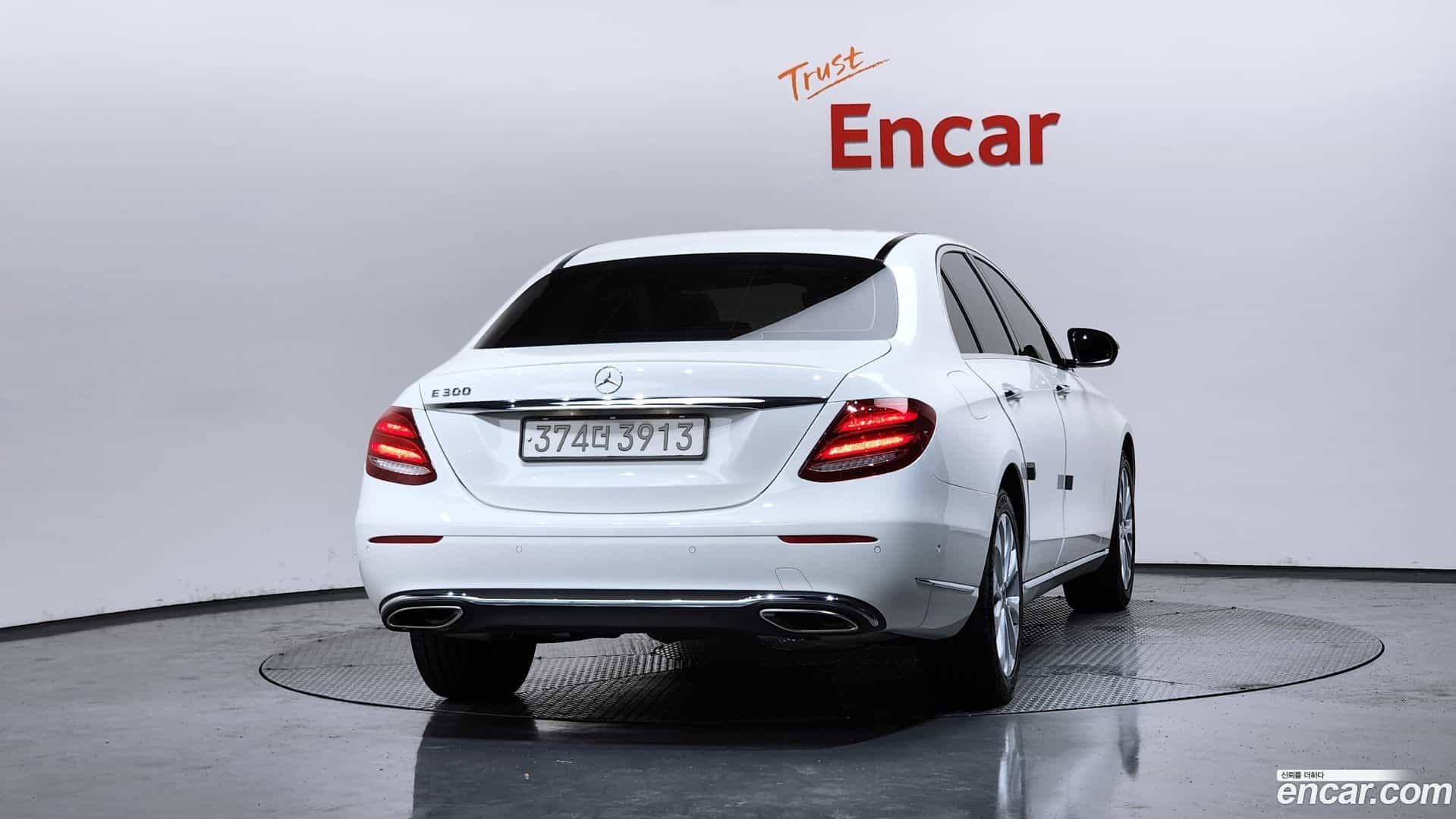 E-Class Mercedes-Benz 2018.11-OUTER-004