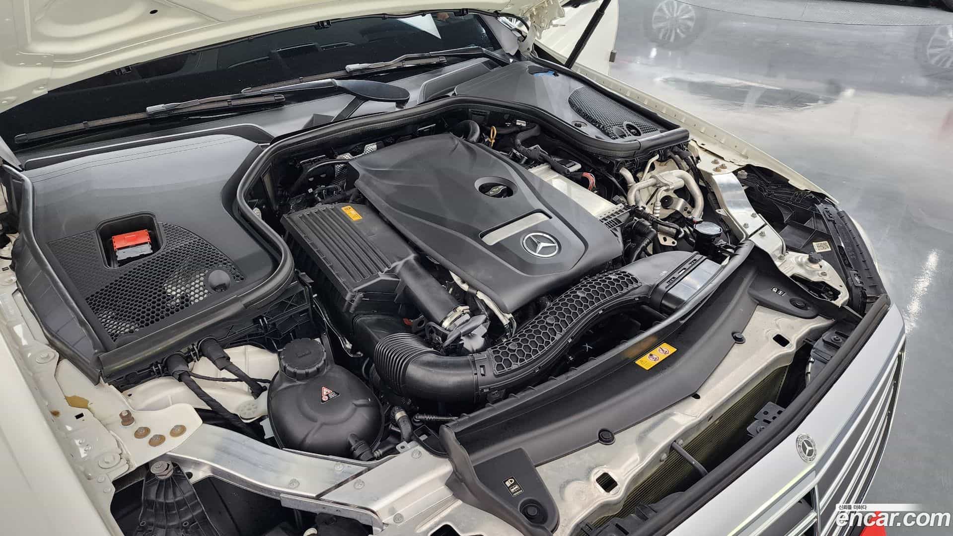 E-Class Mercedes-Benz 2018.11-OUTER-006