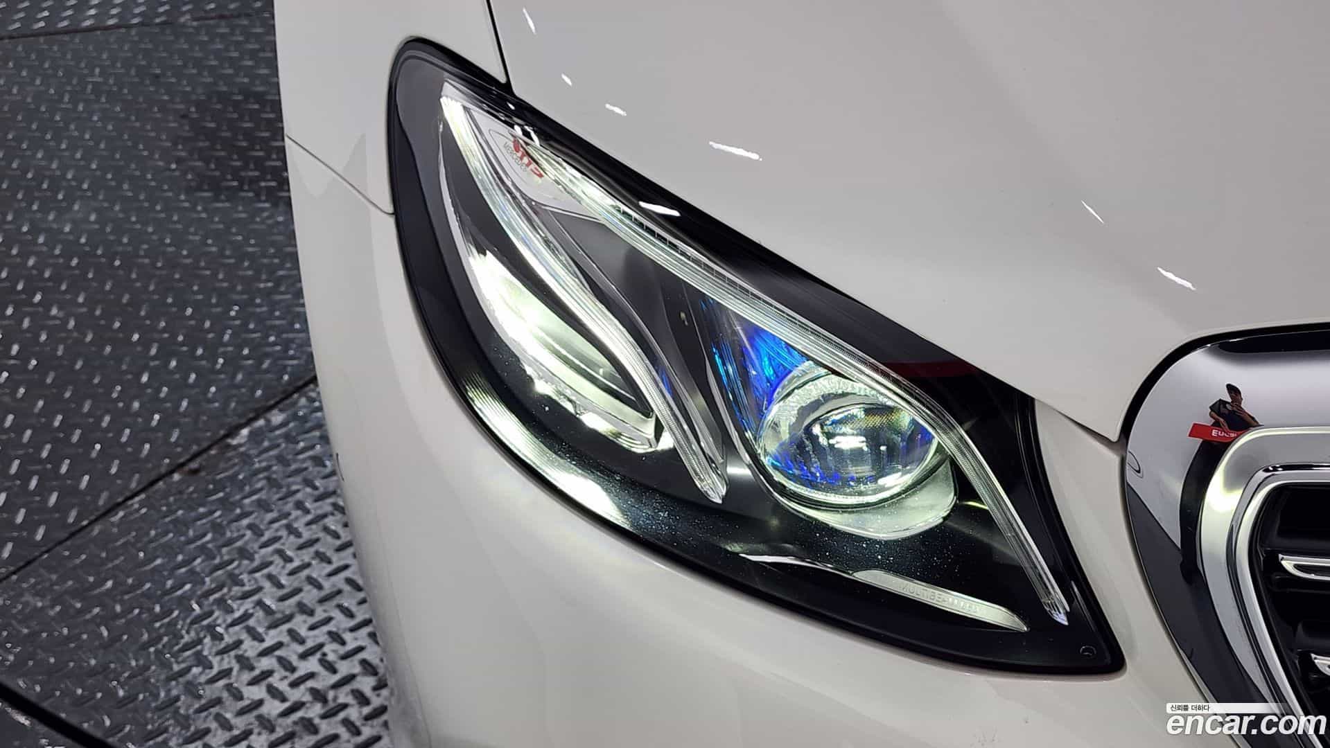 E-Class Mercedes-Benz 2018.11-OUTER-032