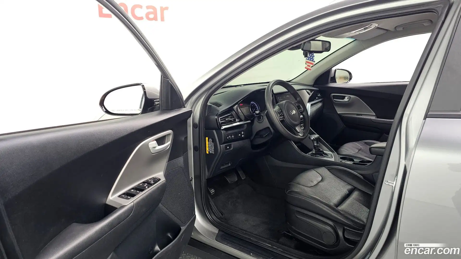 Niro Kia 2020.2-INNER-010