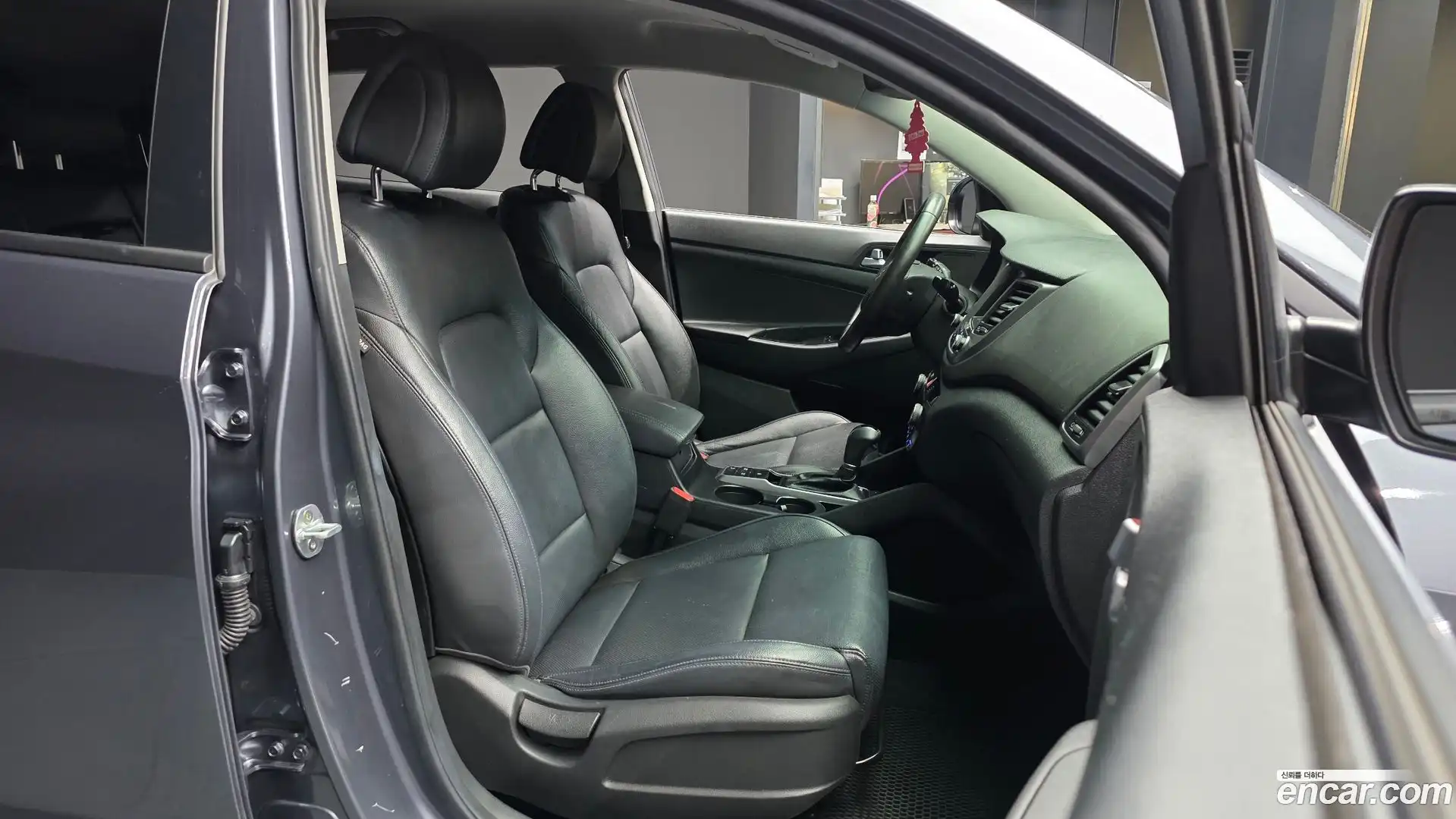 Tucson Hyundai 2016.8-OPTION-015