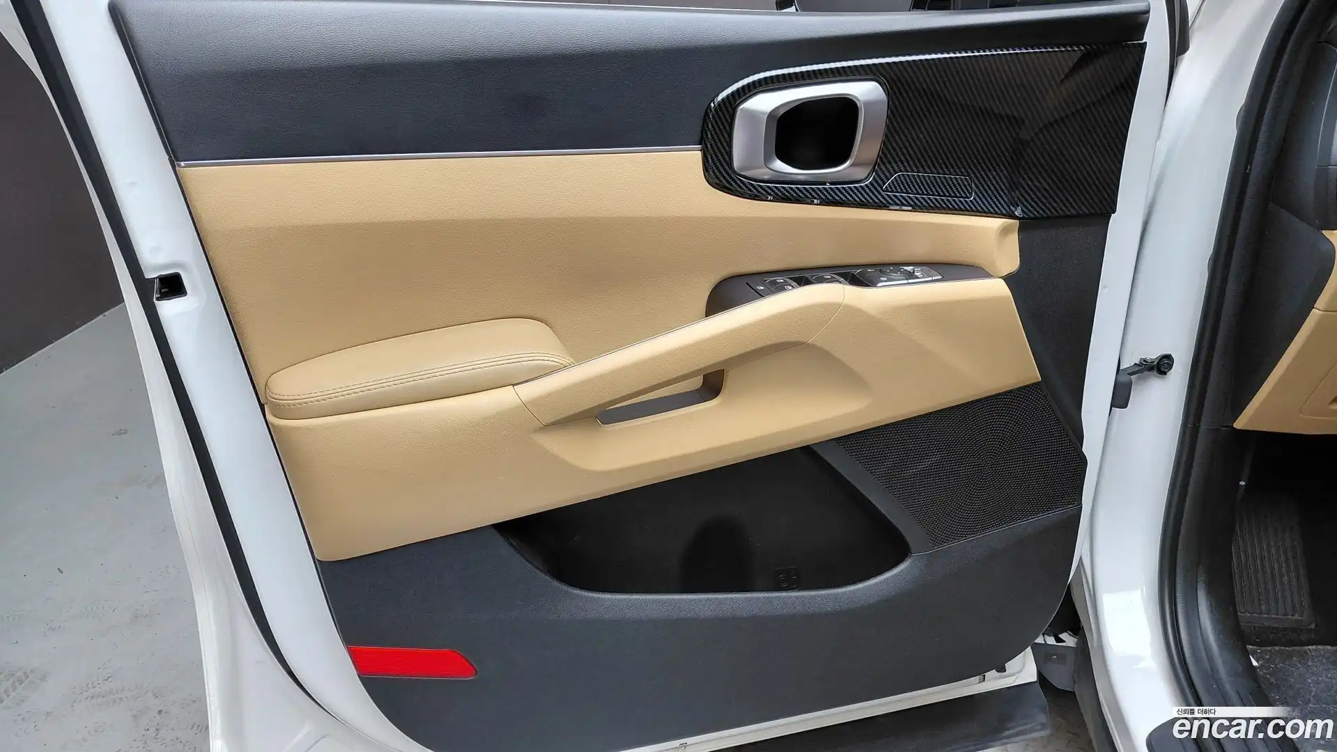 Sorento Kia 2022.6-INNER-034