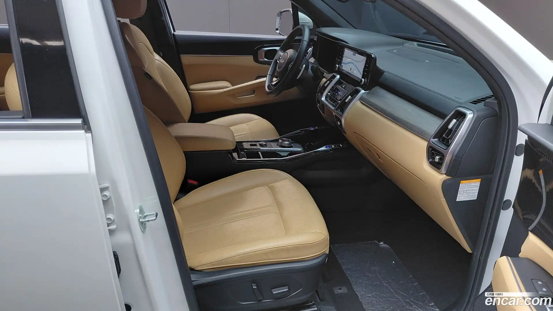 Sorento Kia 2022.6-INNER-036