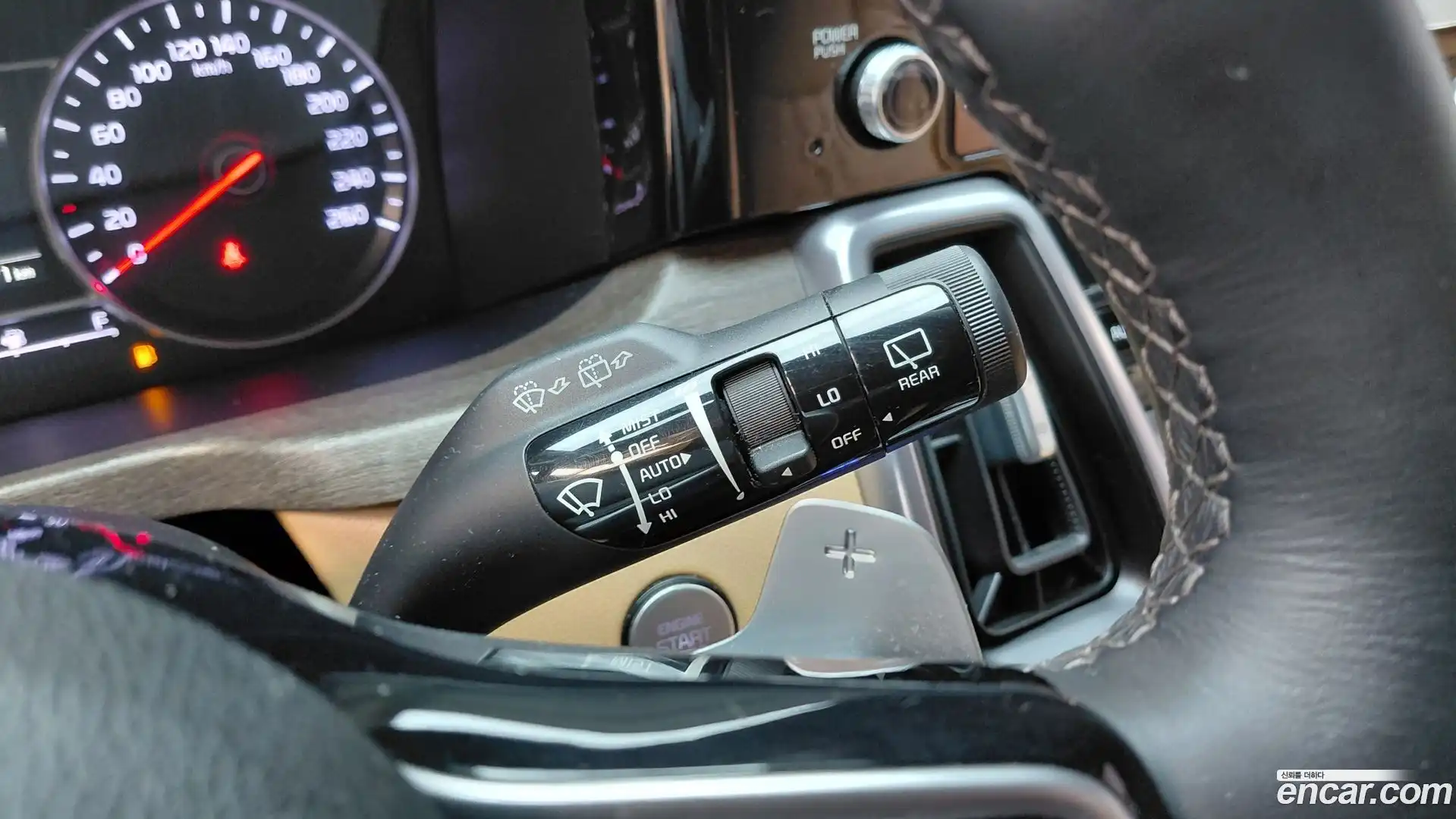 Sorento Kia 2022.6-OPTION-042