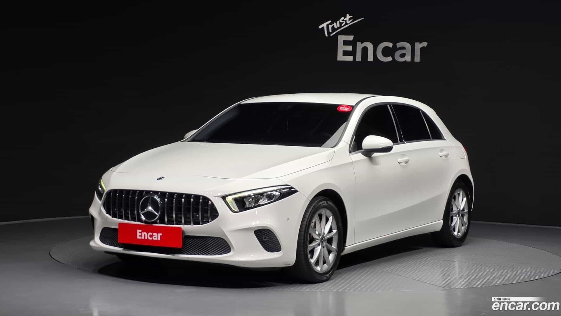 A-Class Mercedes-Benz 2019.10-OUTER-001