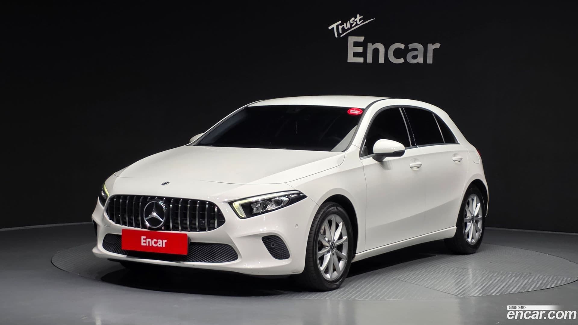 Main__Slider__Photo:A-Class Mercedes-Benz 2019.10-0