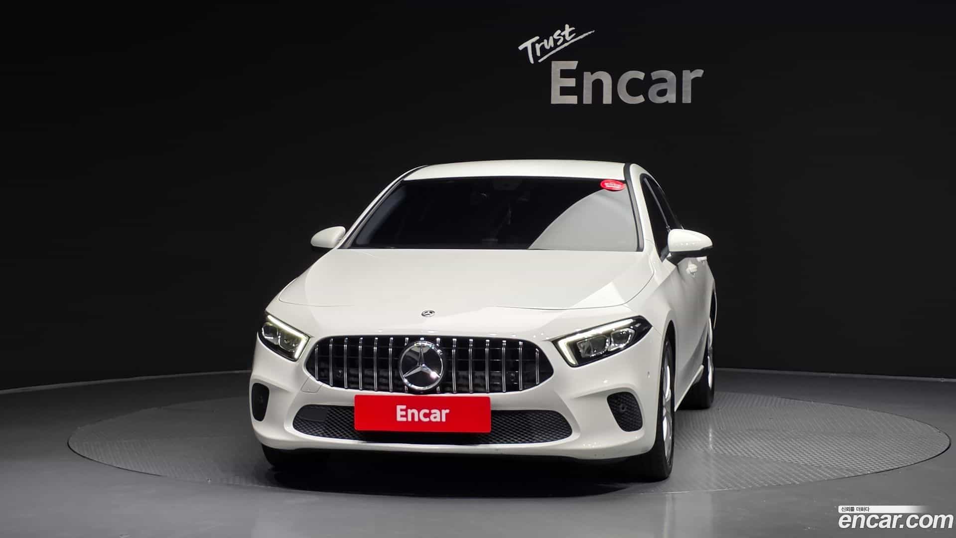 A-Class Mercedes-Benz 2019.10-OUTER-003