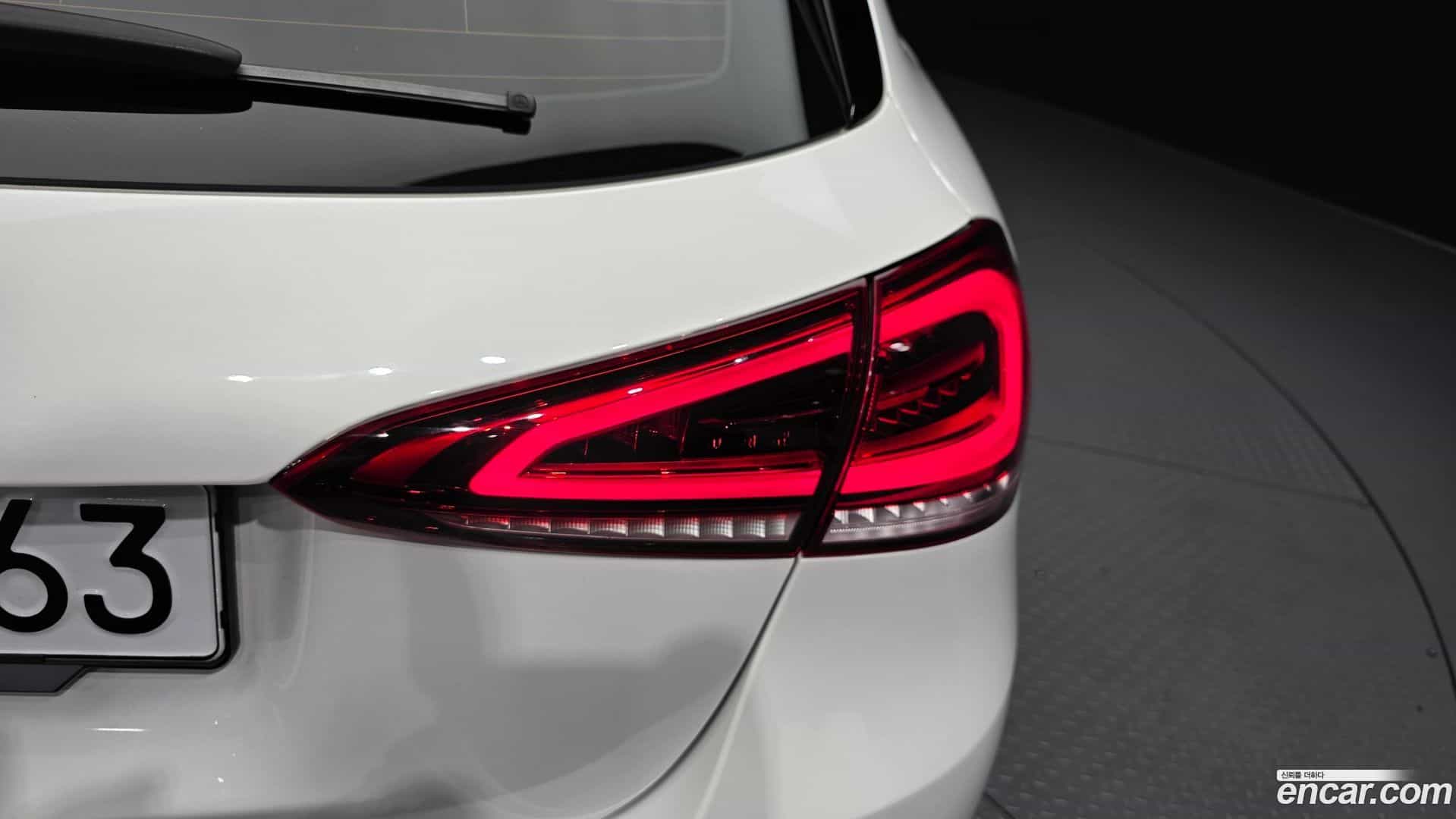 A-Class Mercedes-Benz 2019.10-OUTER-033