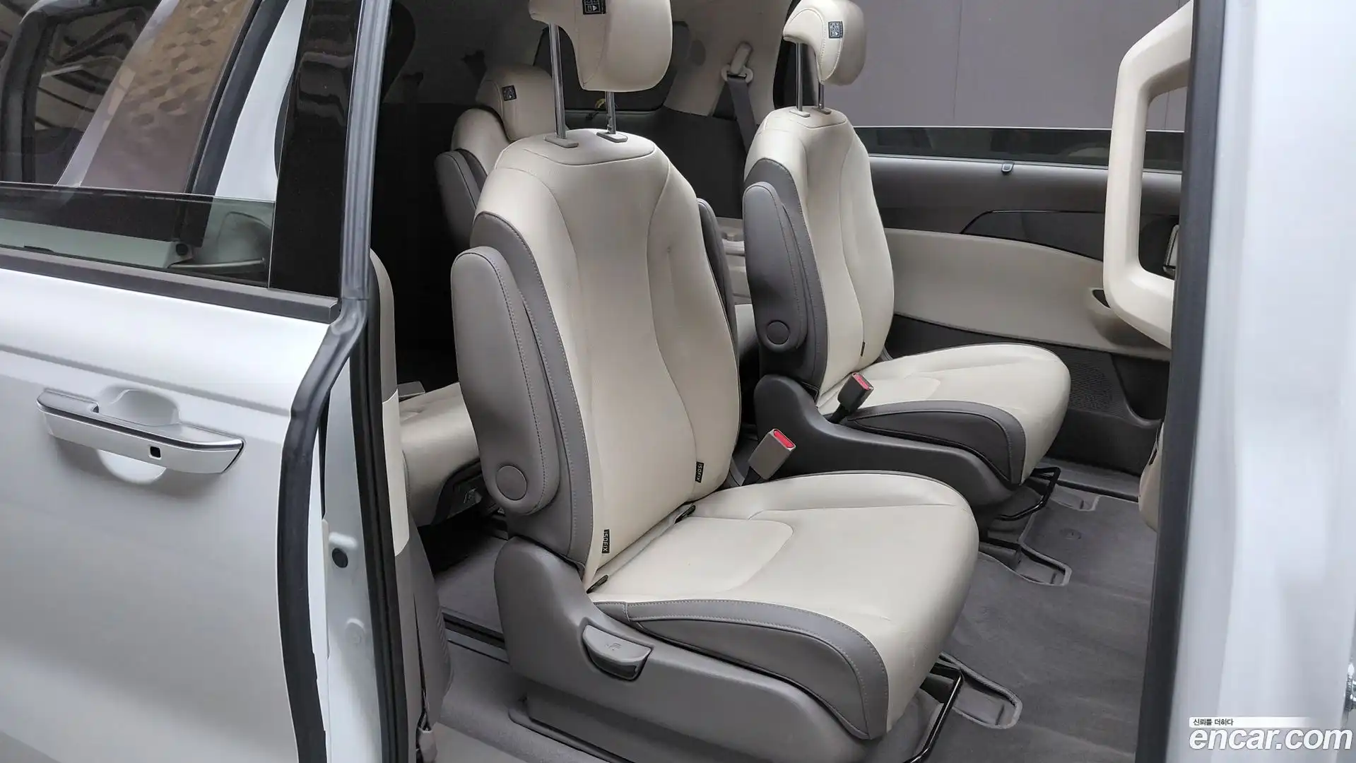 Canival Kia 2023.3-OPTION-015