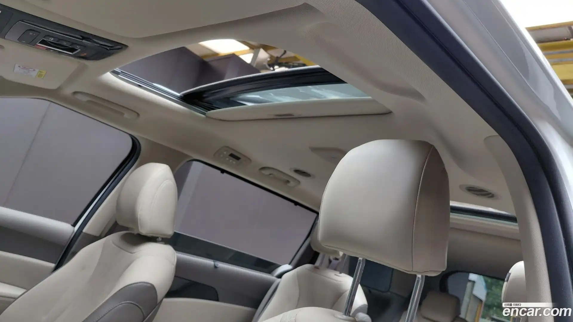 Canival Kia 2023.3-OPTION-021