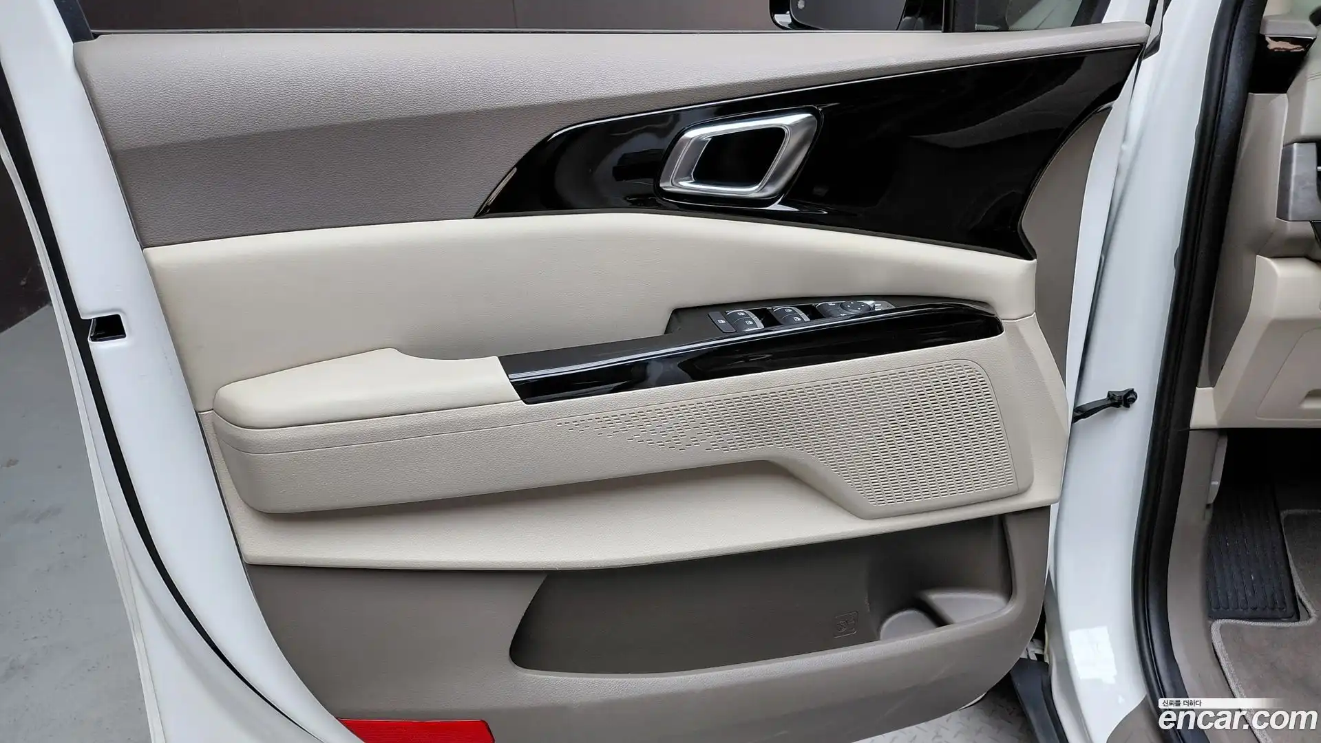 Canival Kia 2023.3-INNER-035