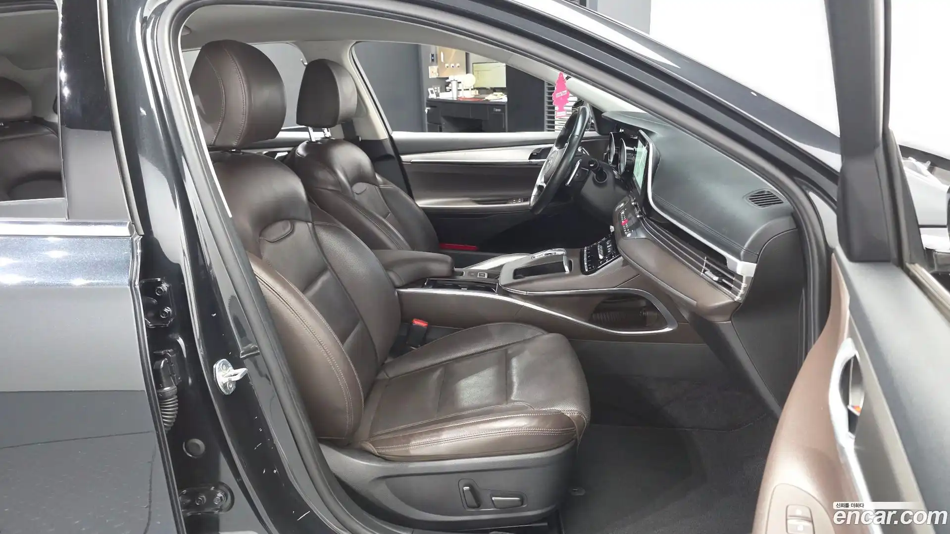 Grandeur Hyundai 2020.7-OPTION-015