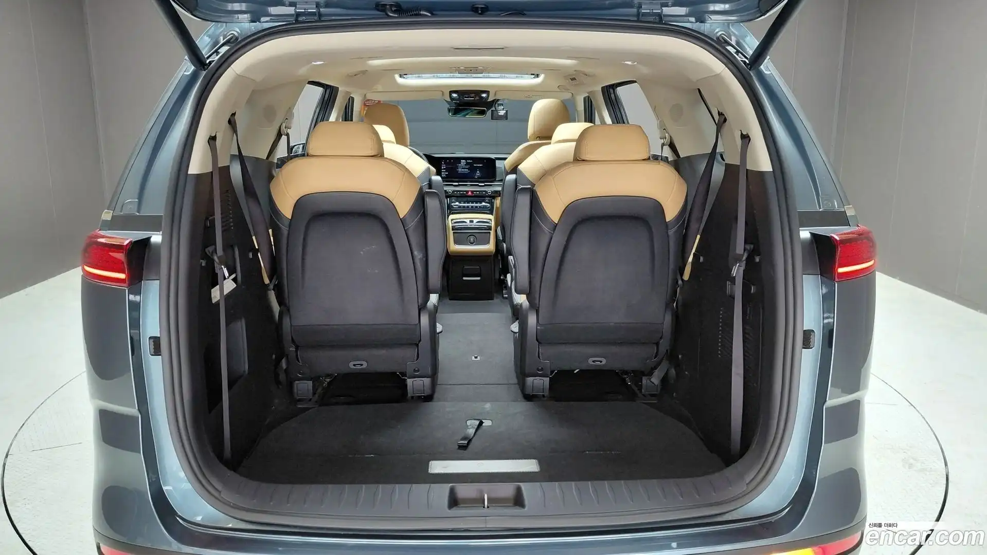 Canival Kia 2022.6-OPTION-022