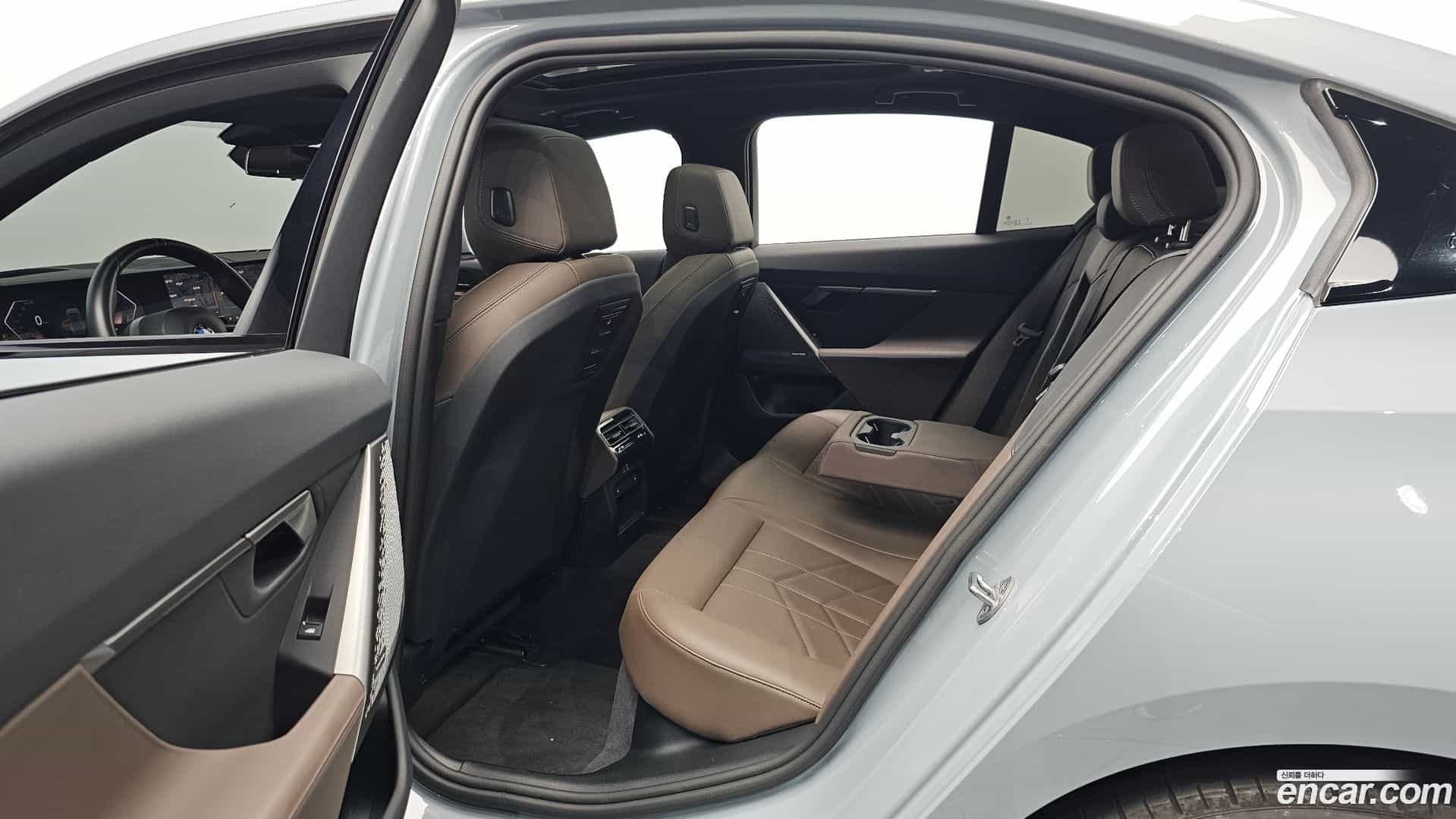 5-Series BMW 2024.8-OPTION-016