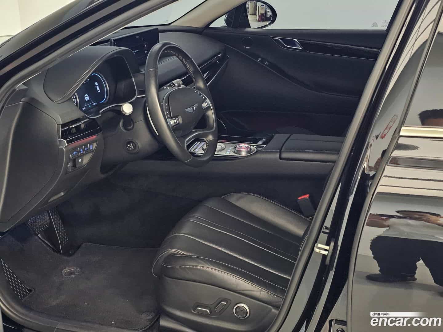 G80 Genesis 2020.6-OUTER-005